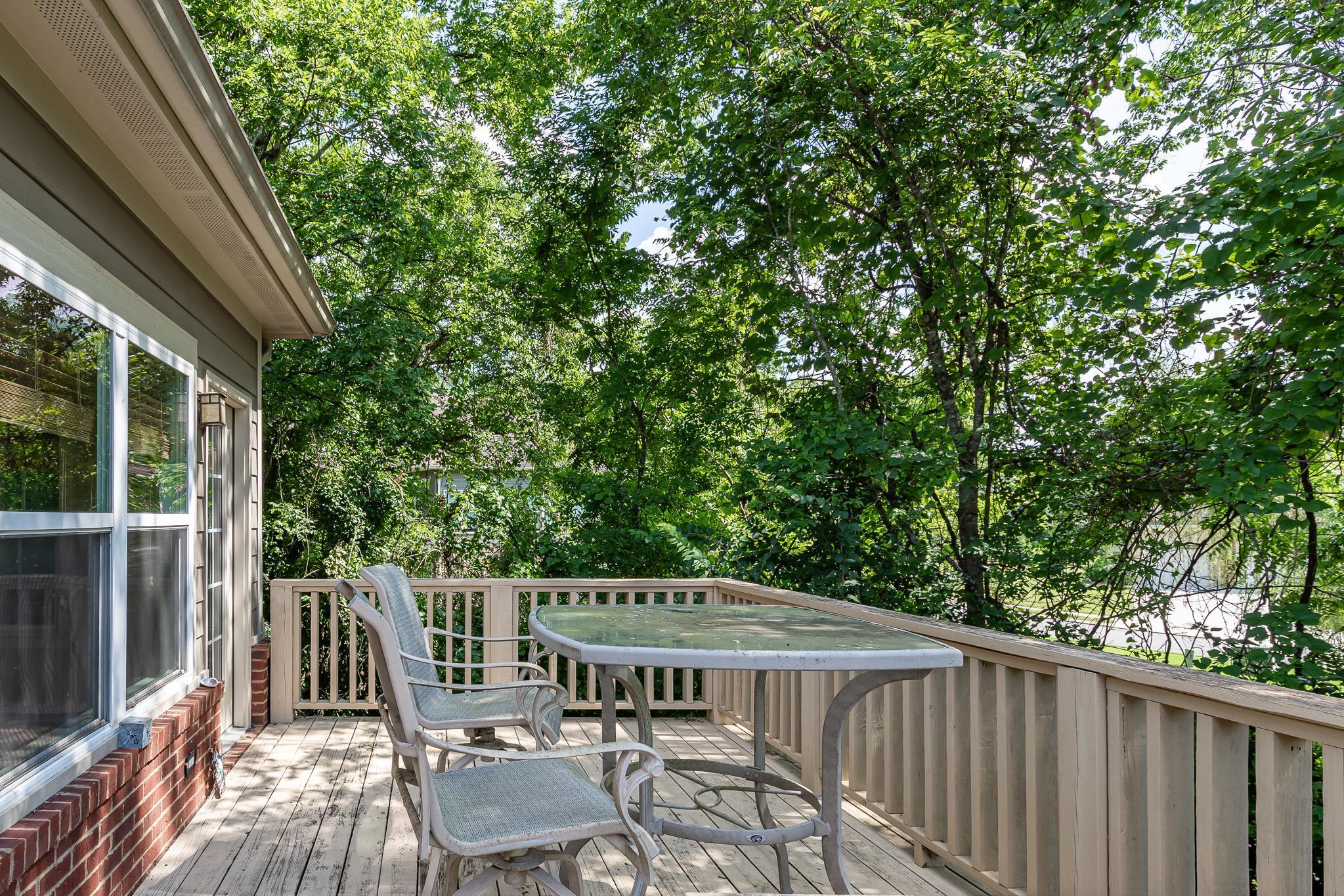 1105 Saddlebrook Drive