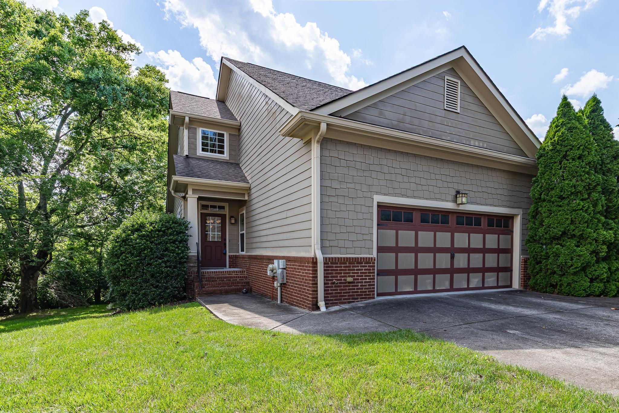 1105 Saddlebrook Drive