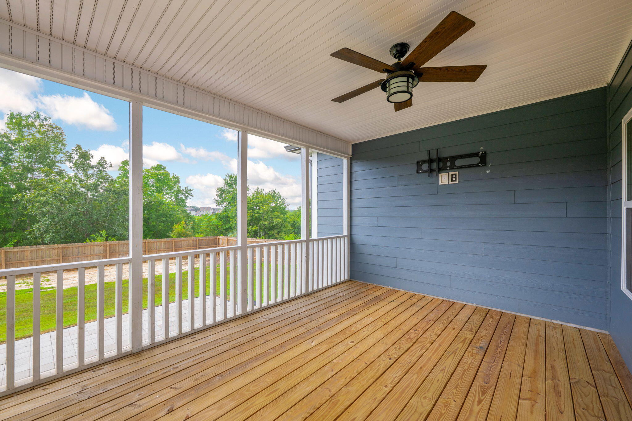 11015 High River Drive