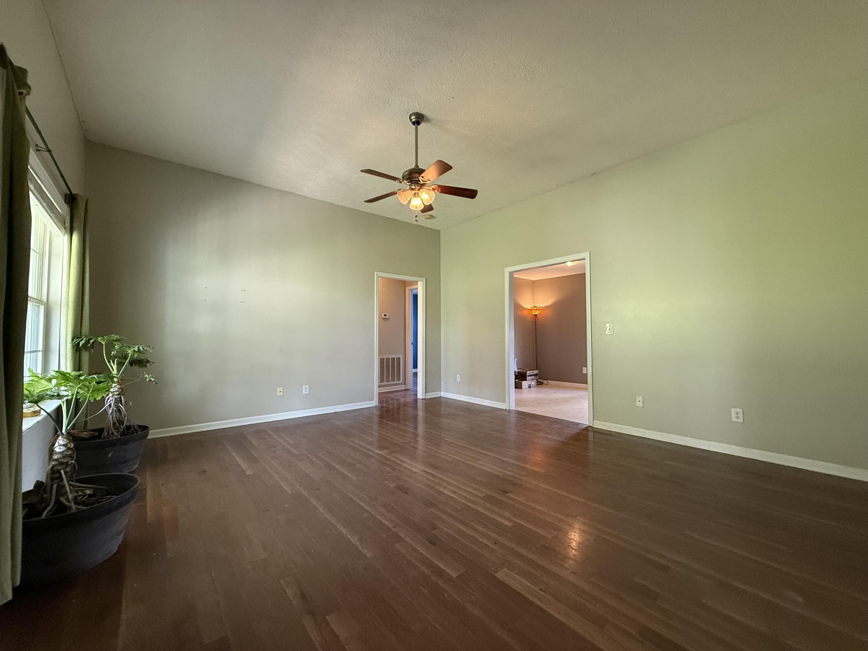 191 Lookout Circle