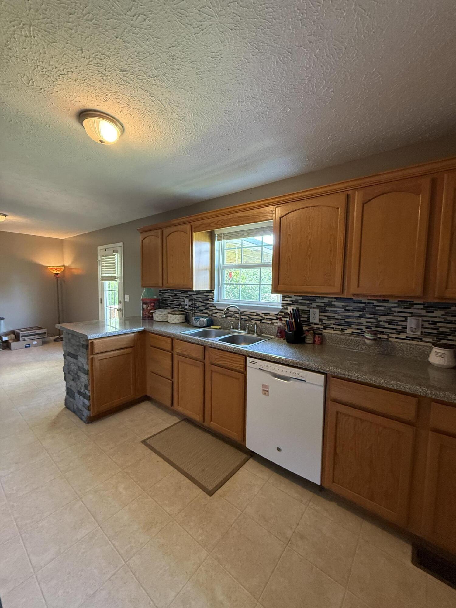 191 Lookout Circle