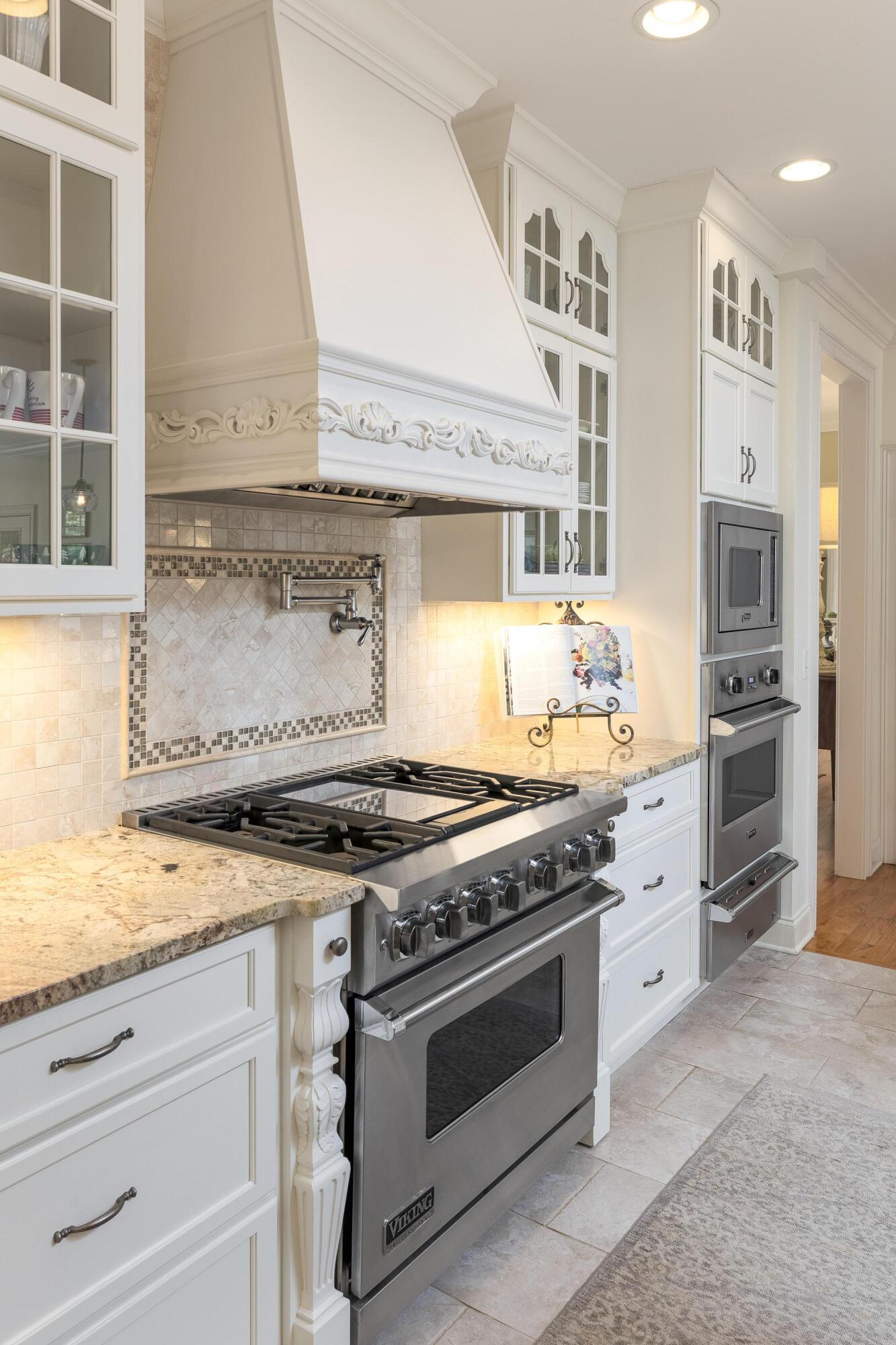9431 Windrose Circle