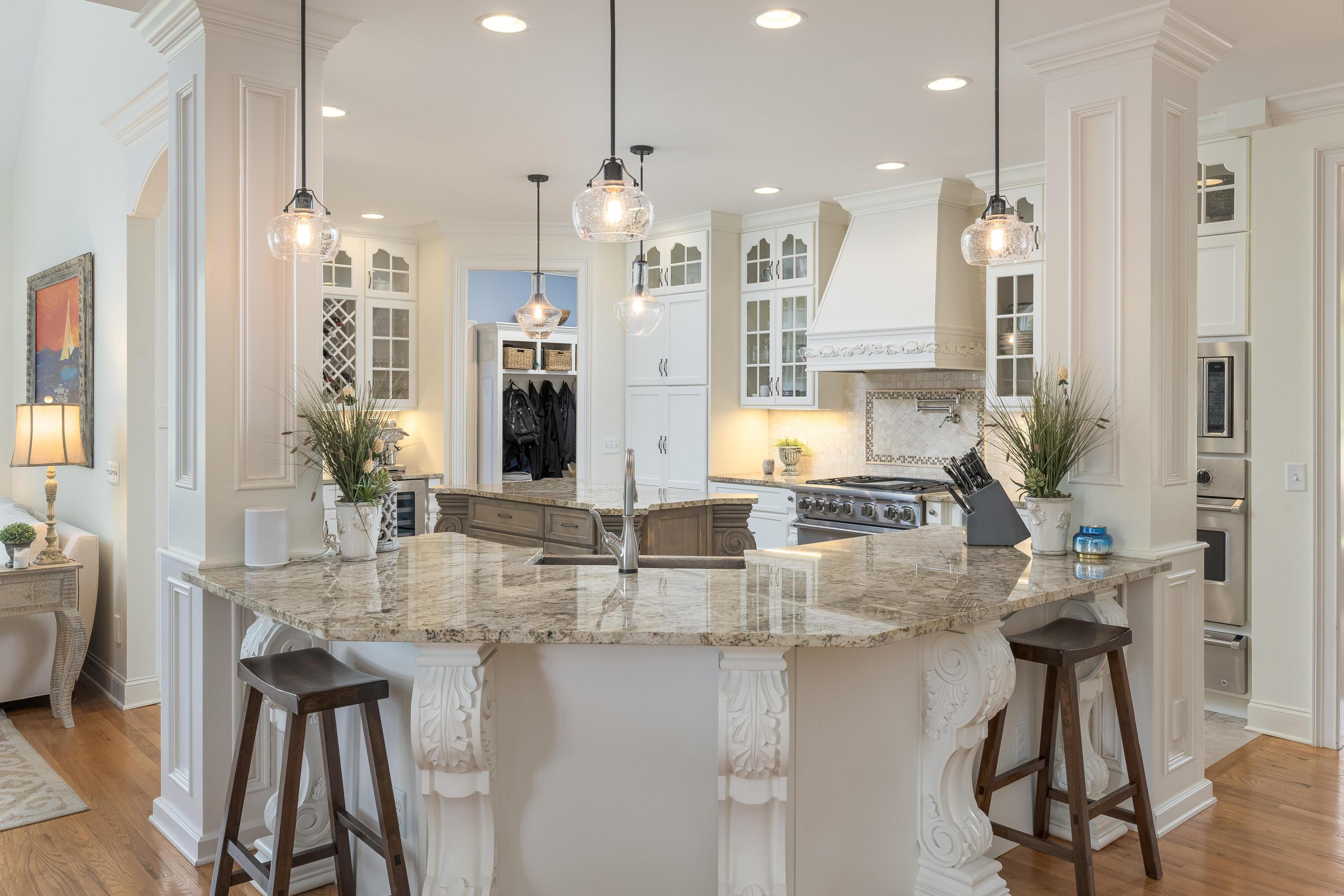 9431 Windrose Circle