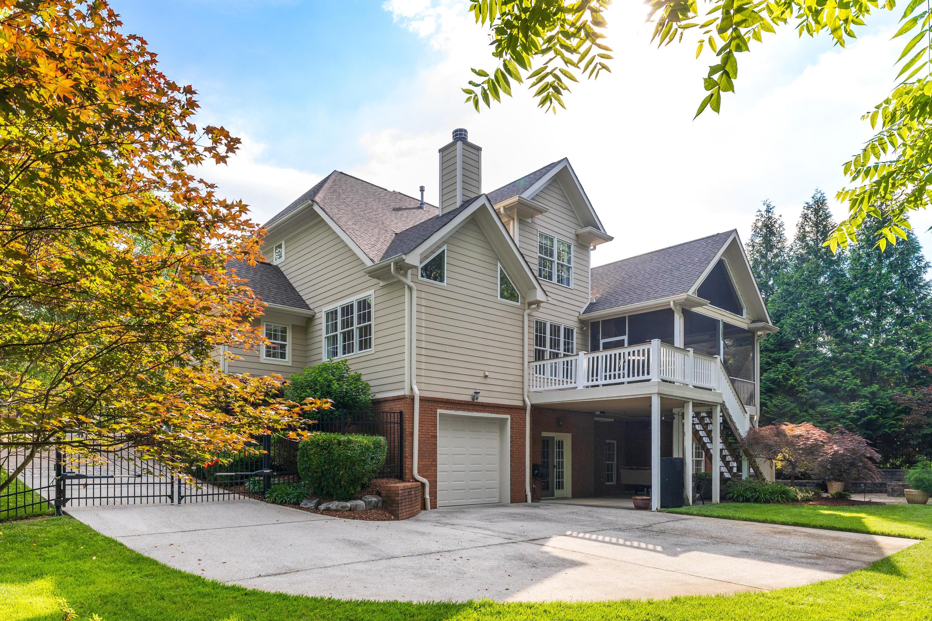 9431 Windrose Circle