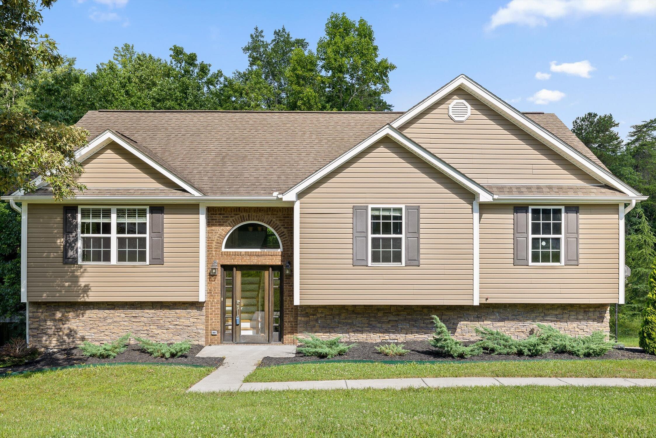 106 Clear Creek Road