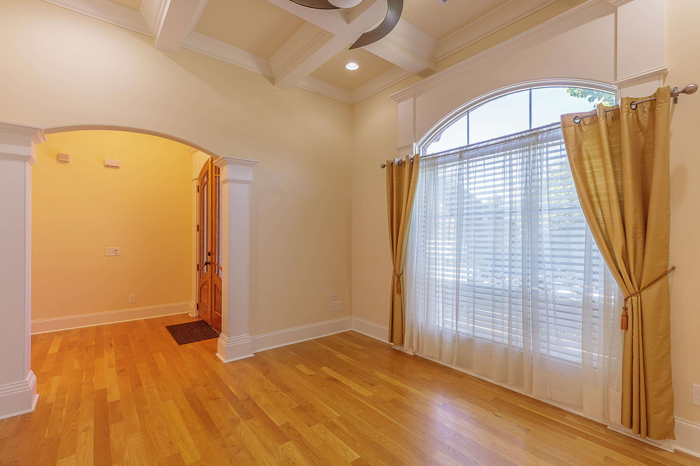 8982 Rostis Lane