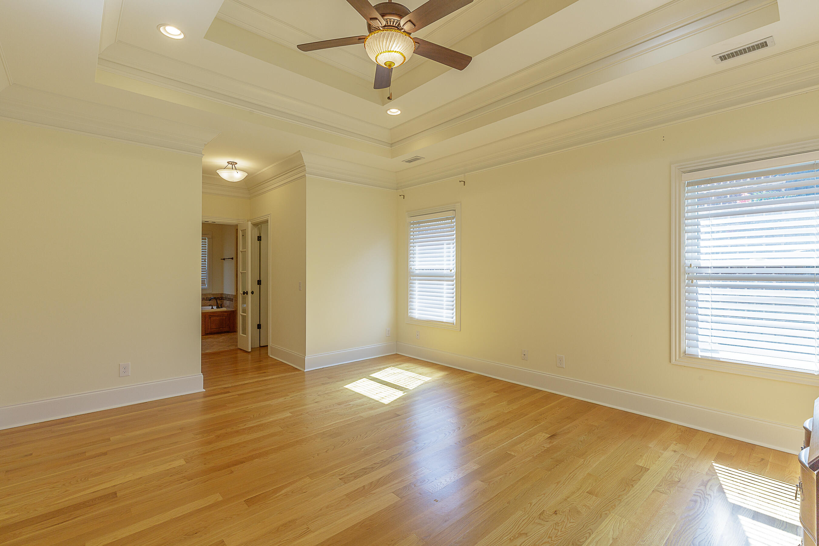 8982 Rostis Lane