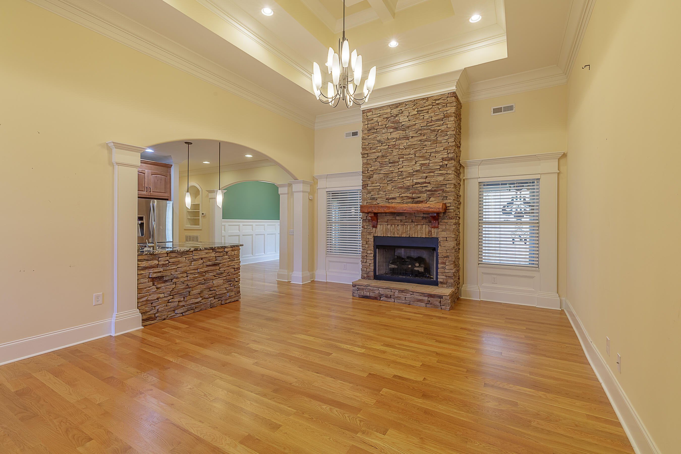 8982 Rostis Lane