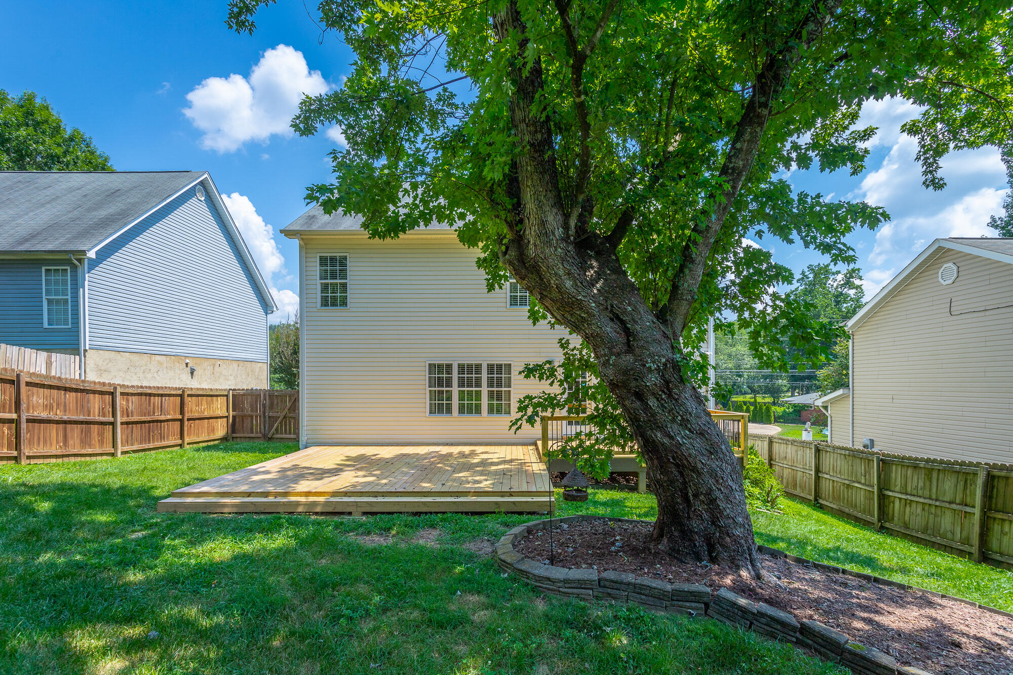 846 Altamont Road