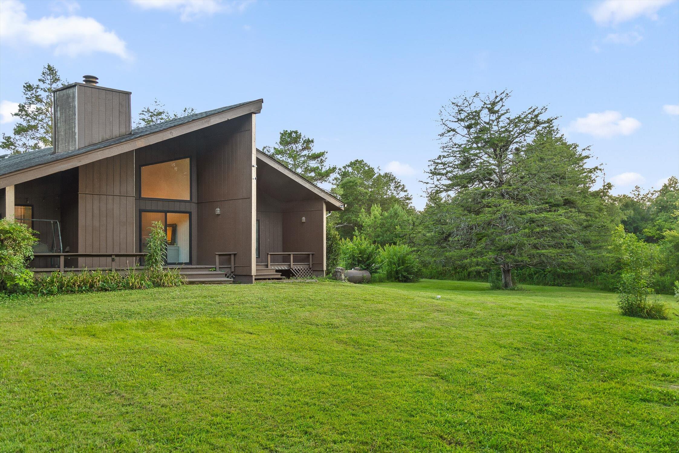 657 Brock Road