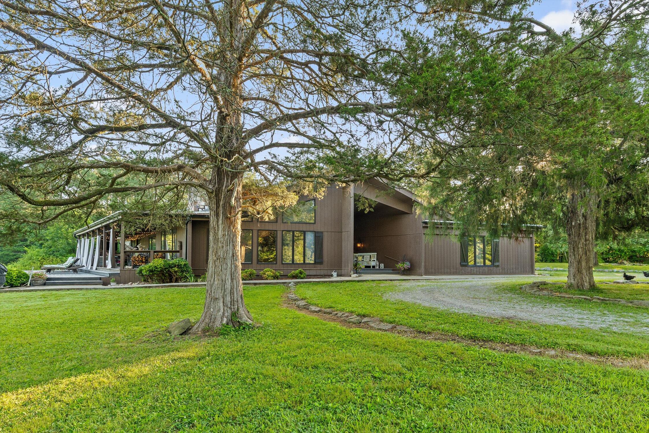 657 Brock Road