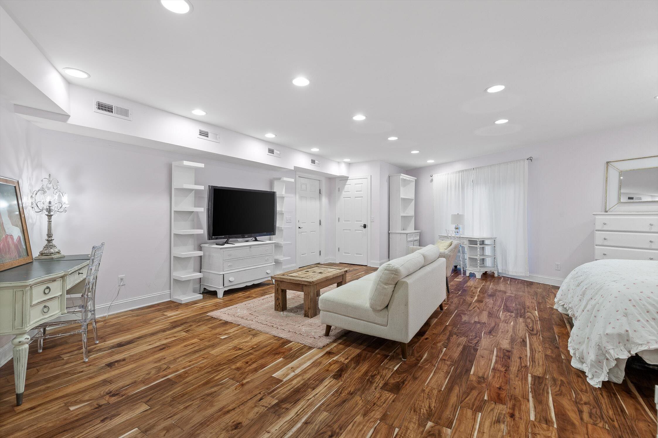 657 Brock Road