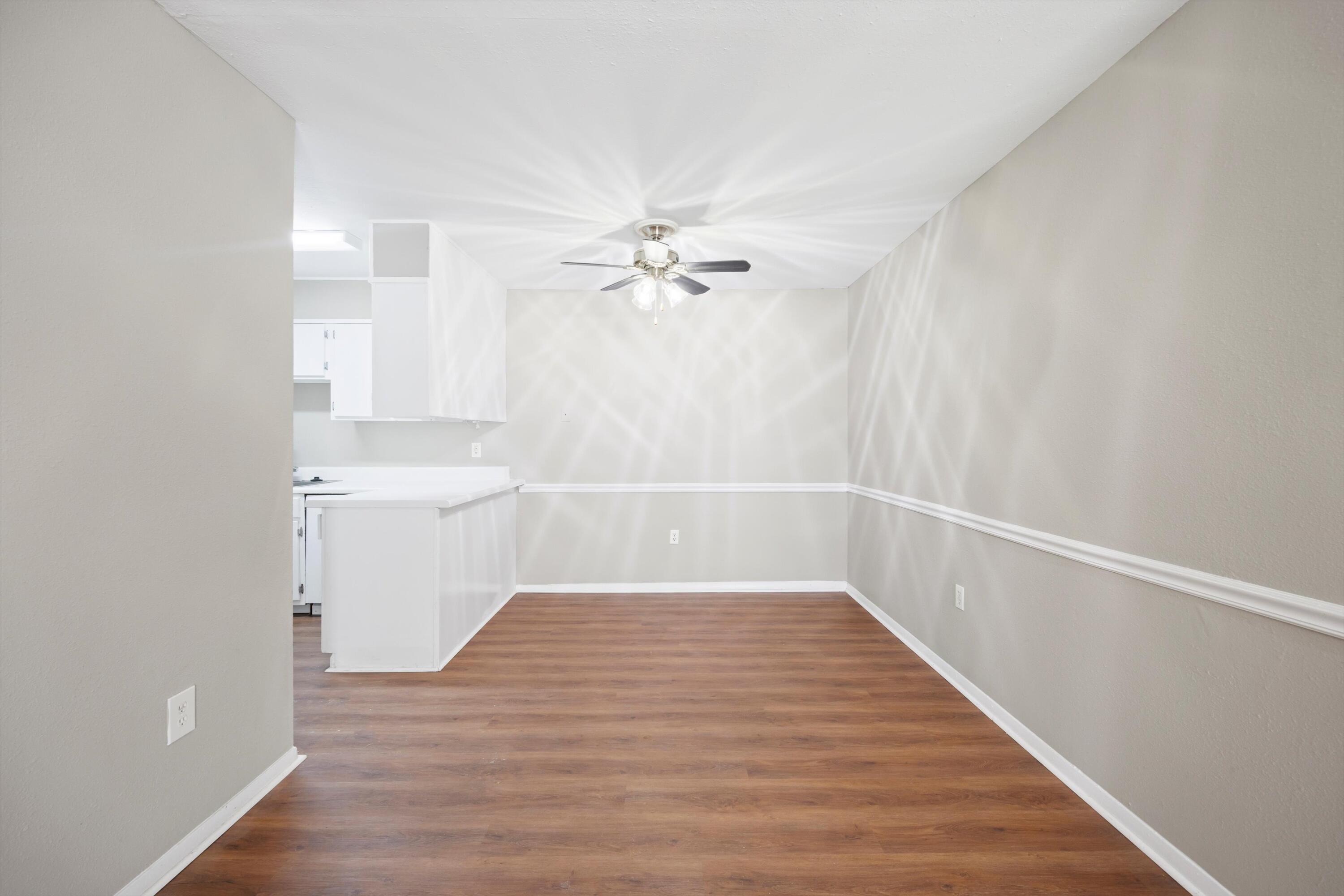 900 Mountain Creek Road, V479