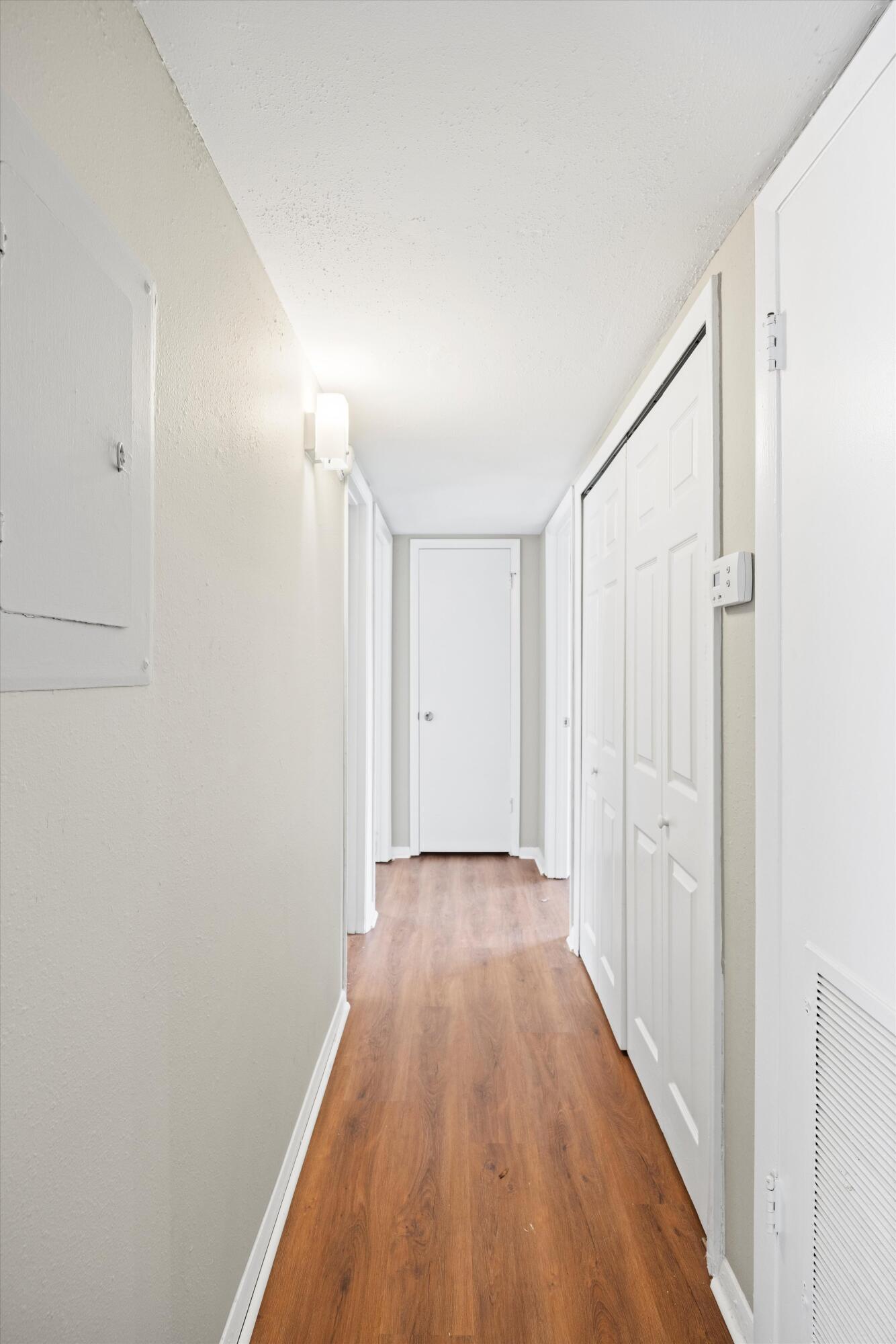 900 Mountain Creek Road, V479