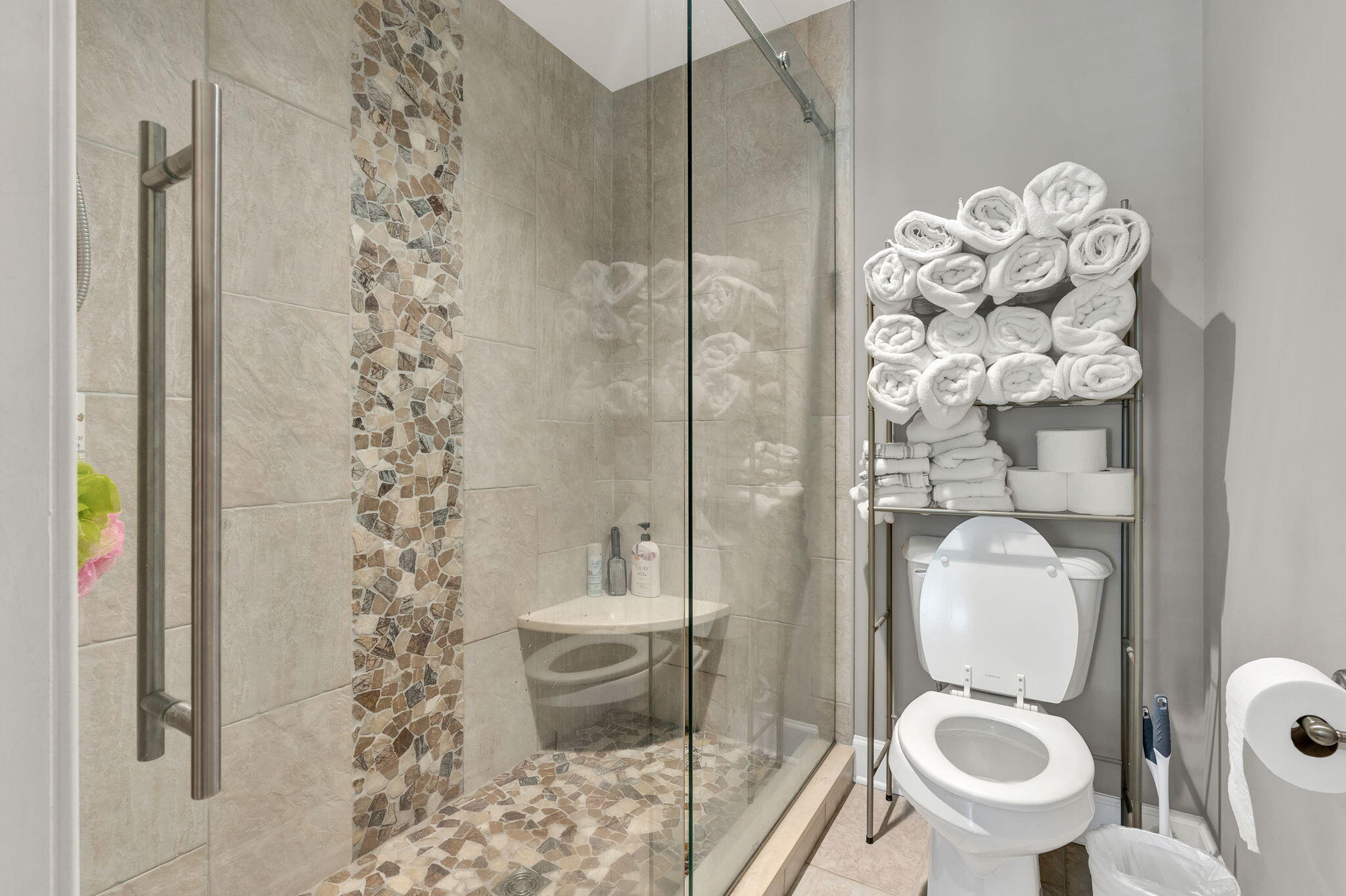 1302 Blythe Ferry Place NE