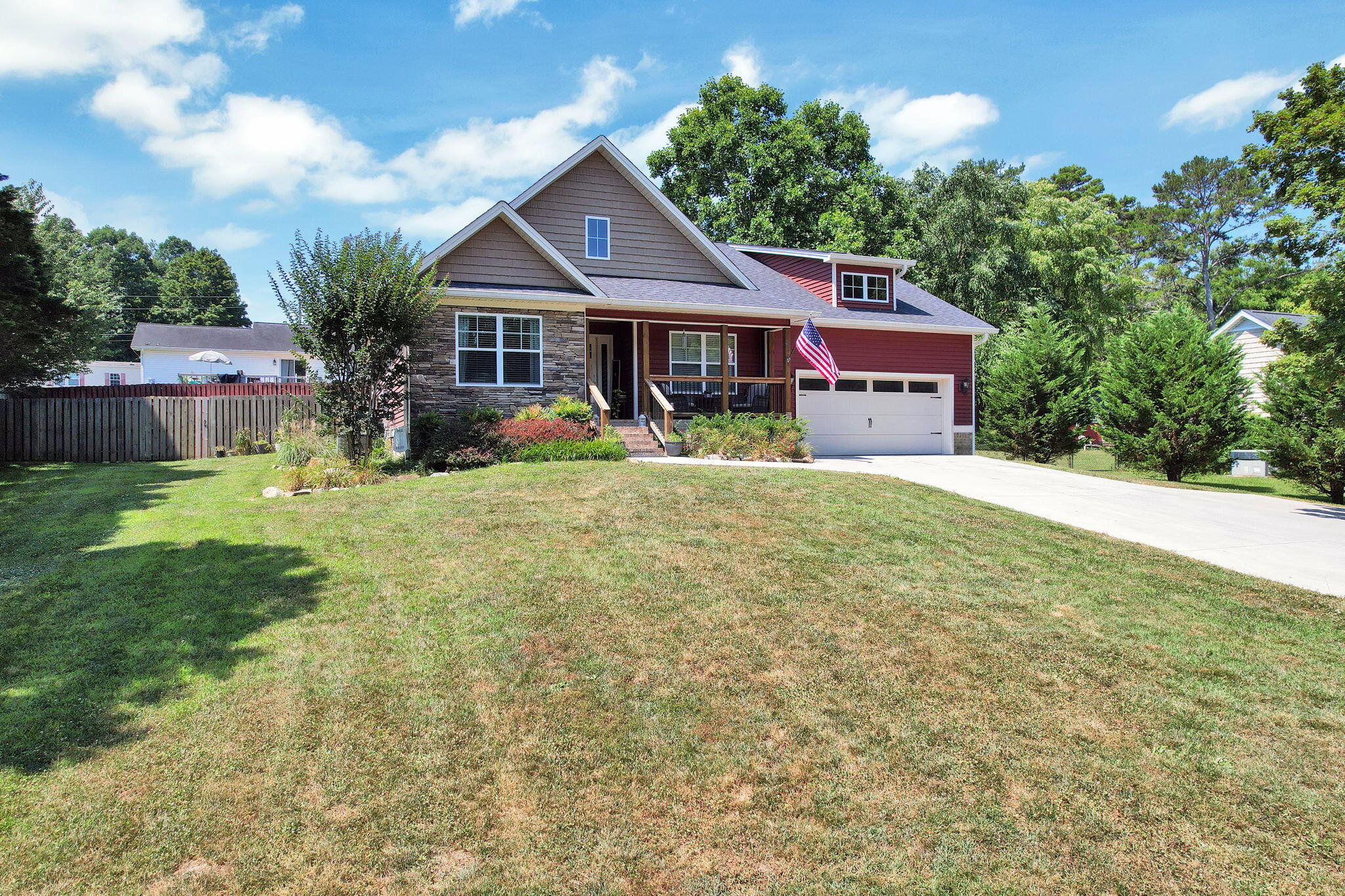 1302 Blythe Ferry Place NE