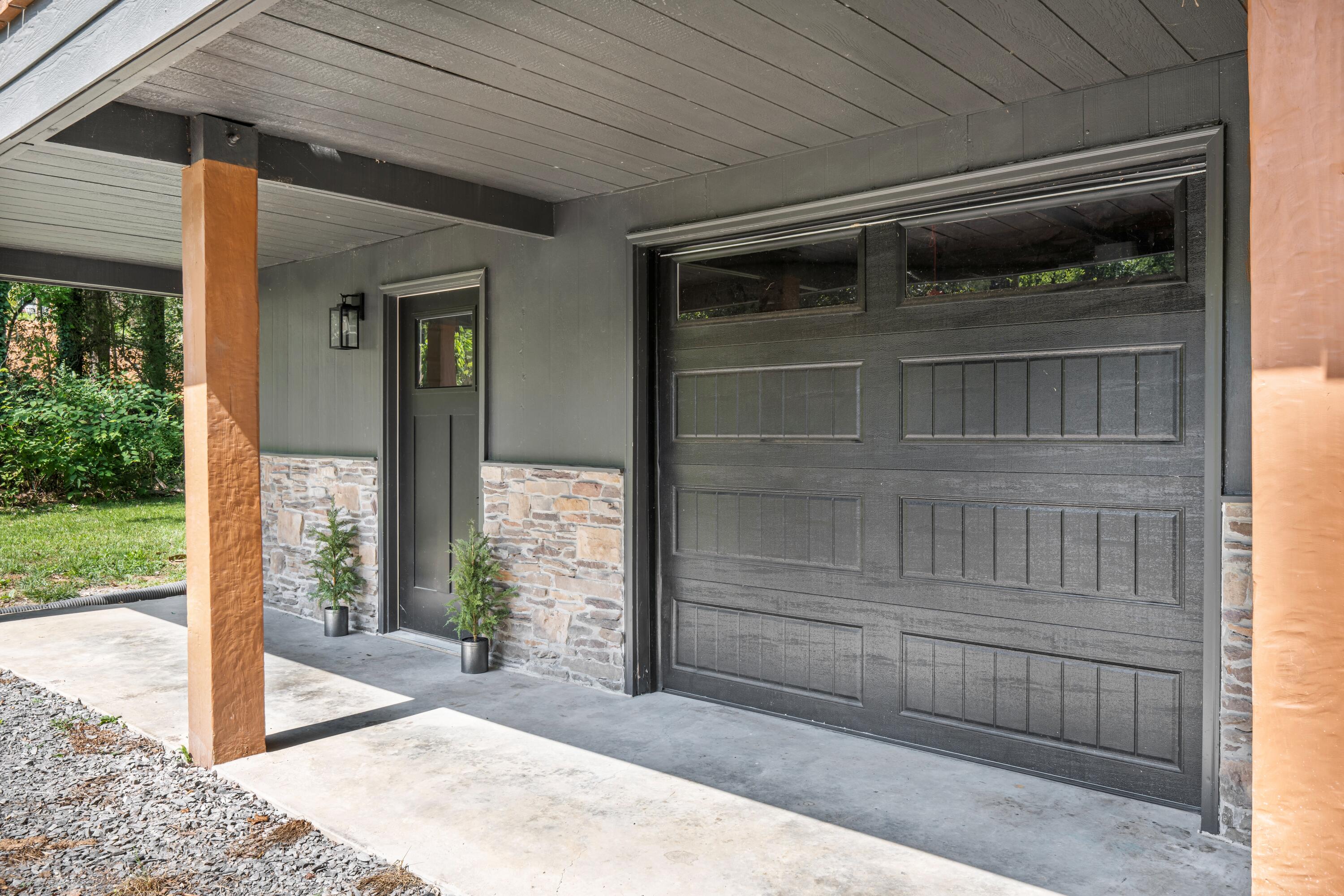 13777 S Tonja Lane