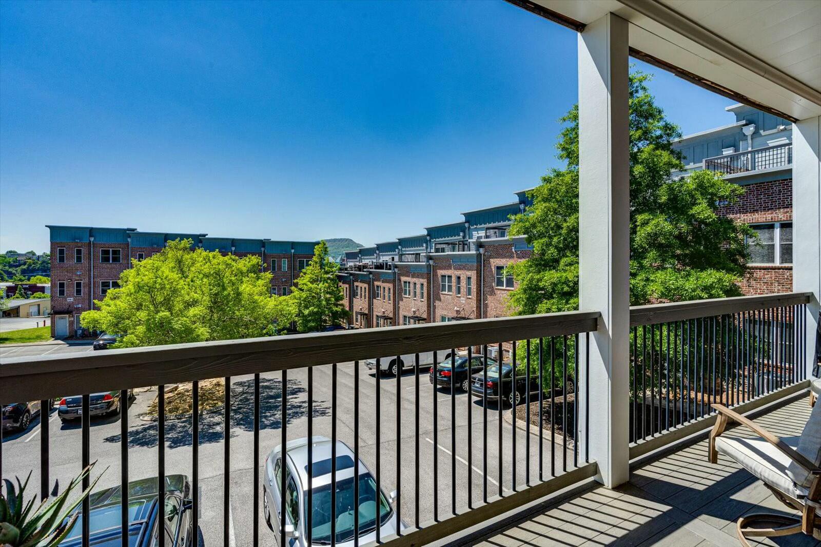 229 Delmont St #225