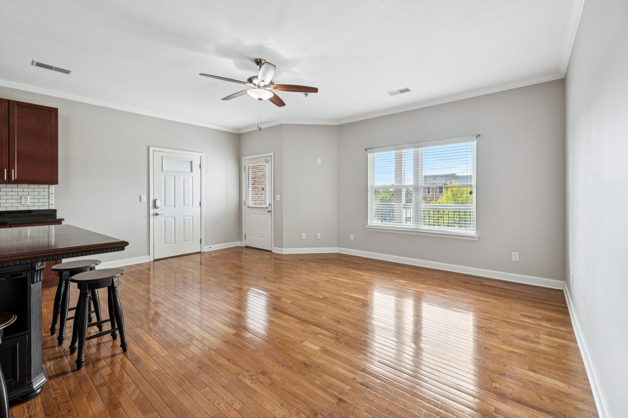 229 Delmont St #225