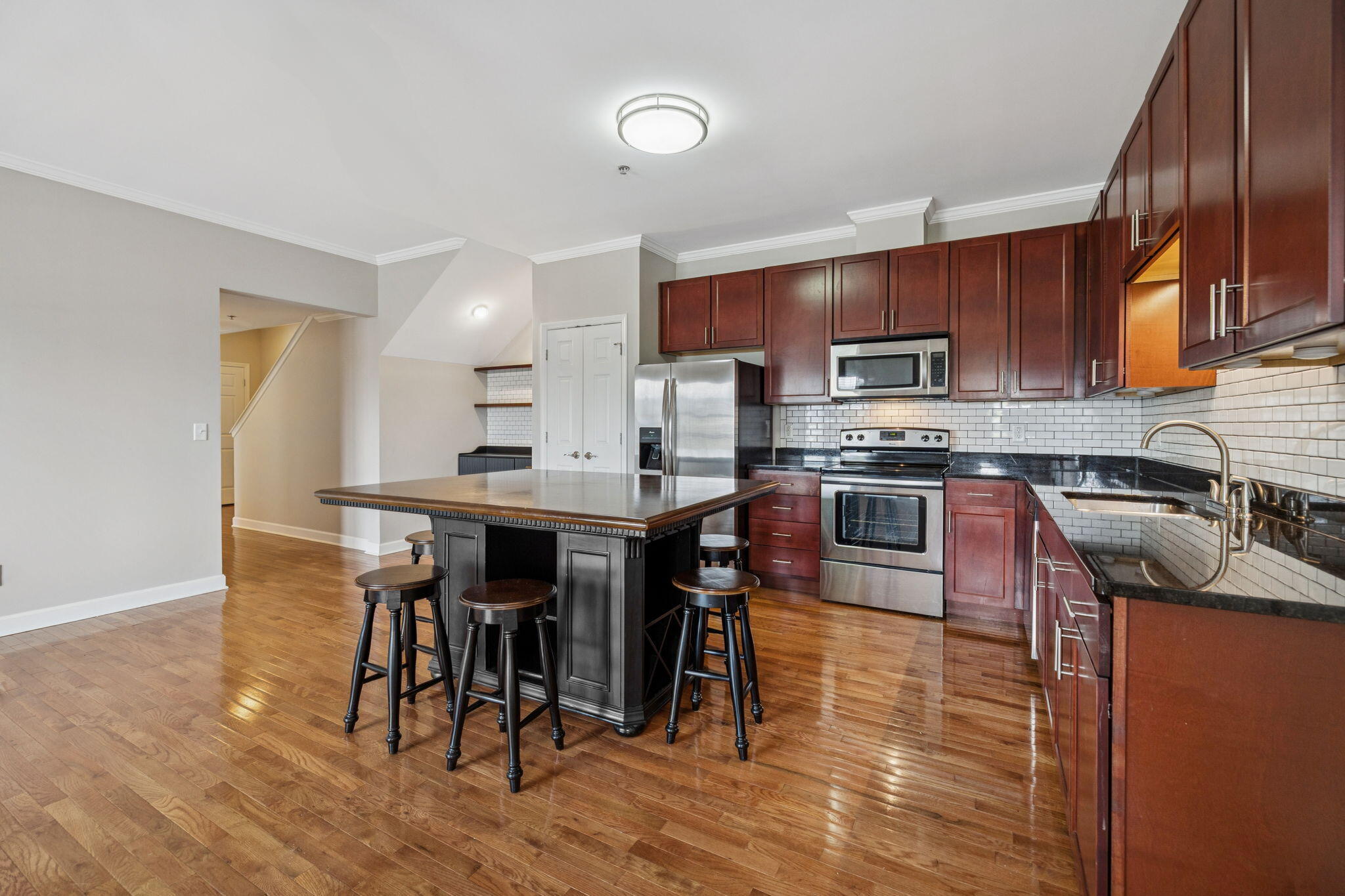 229 Delmont St #225