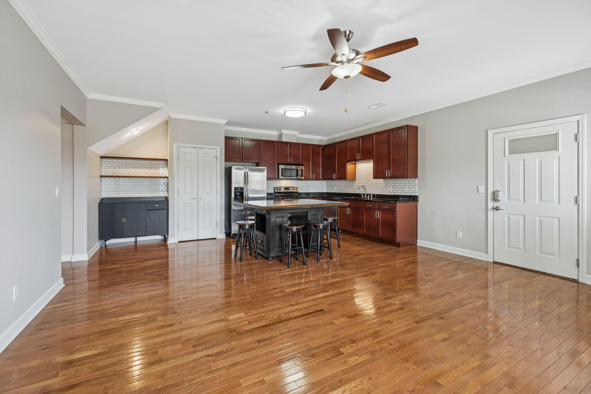 229 Delmont St #225