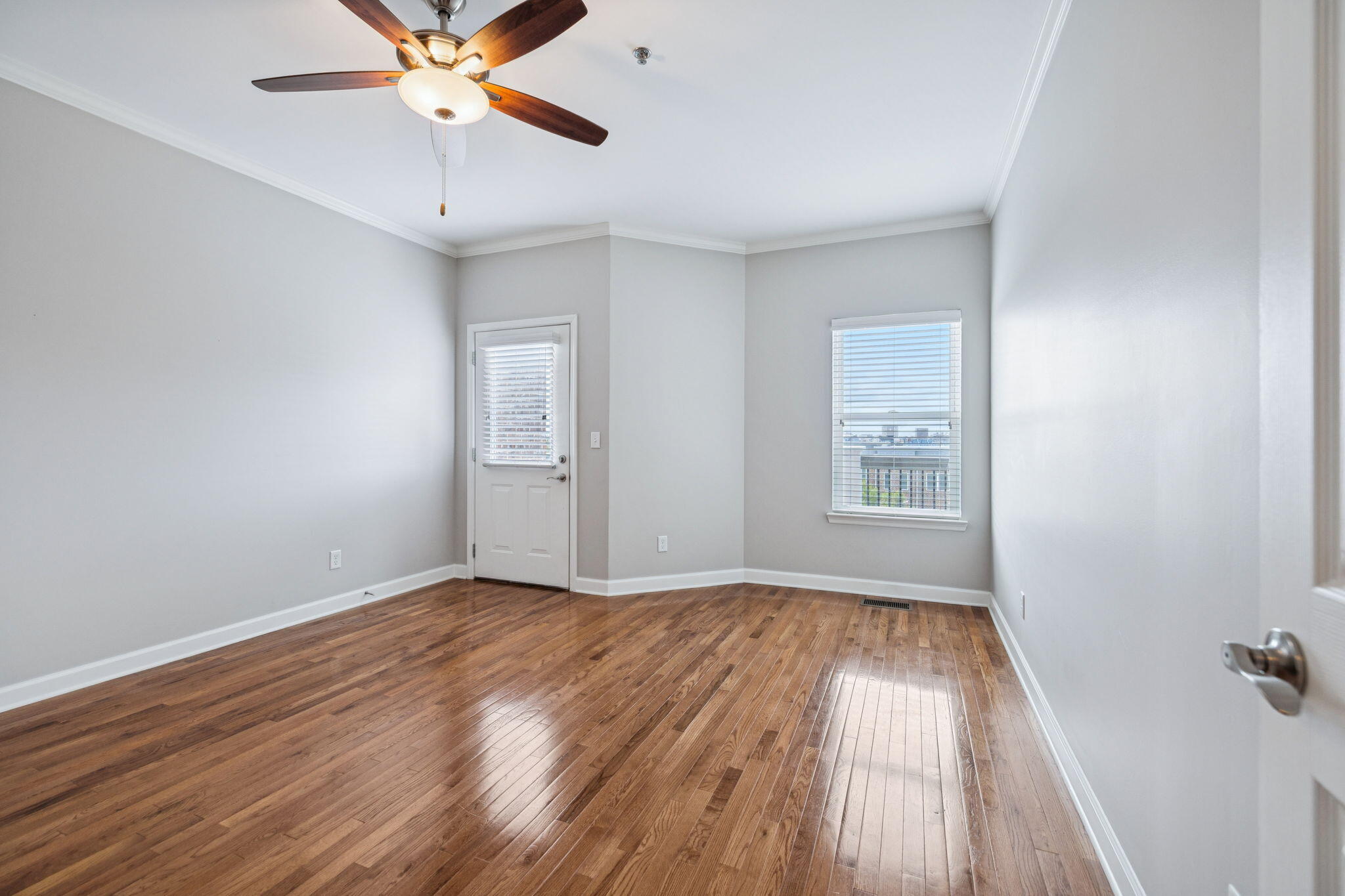 229 Delmont St #225