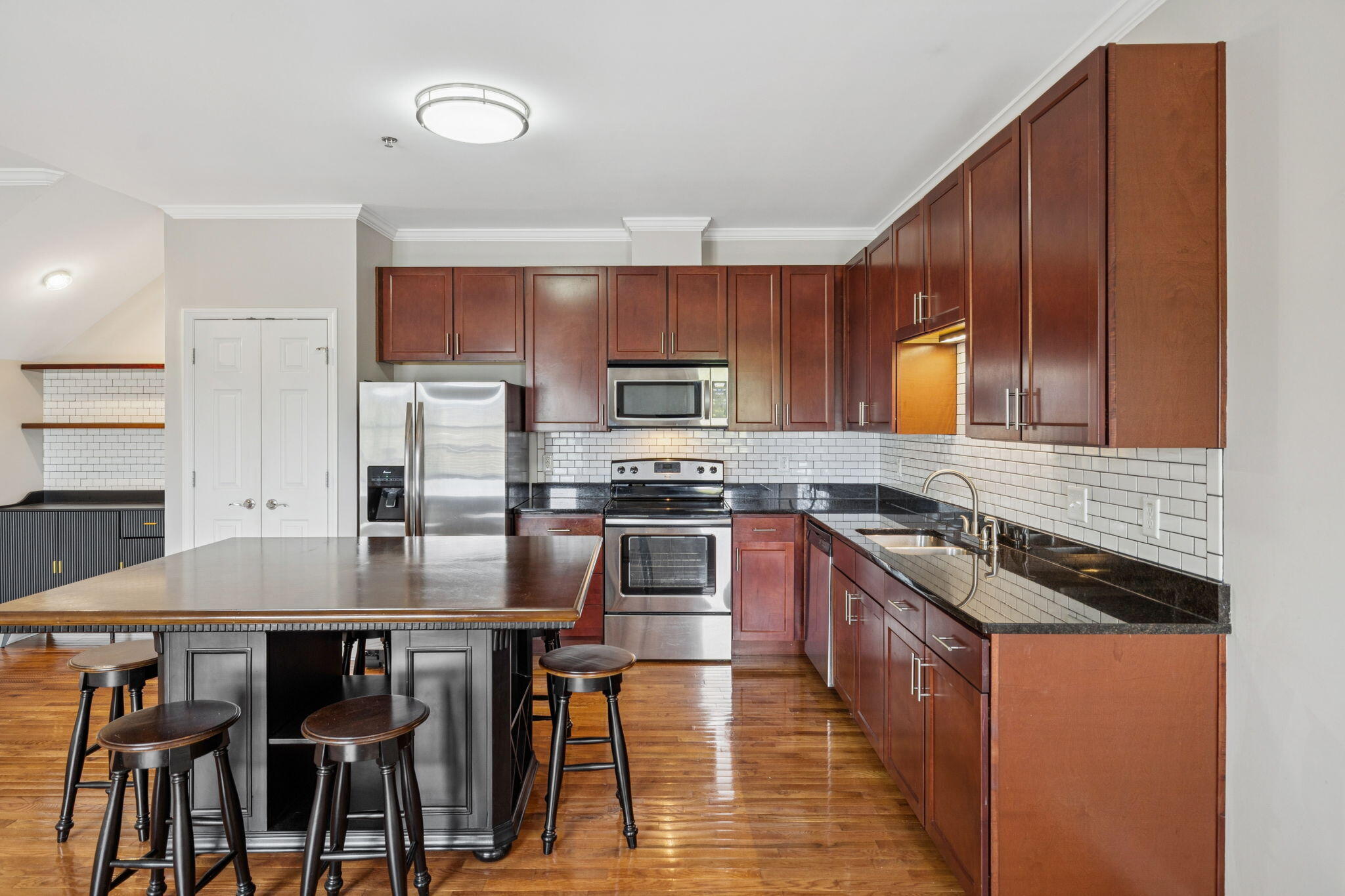 229 Delmont St #225