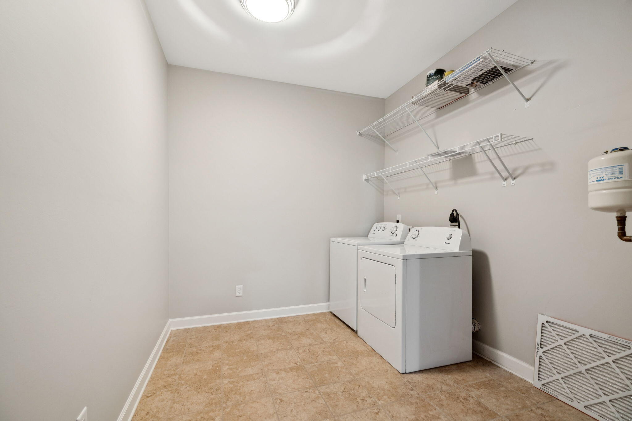 229 Delmont St #225