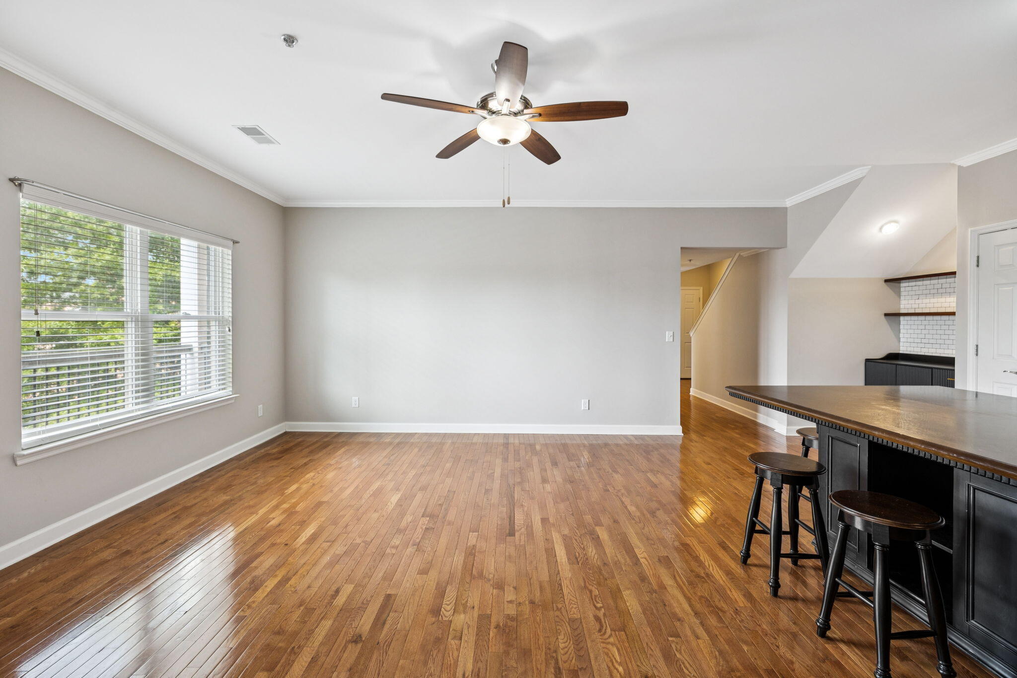 229 Delmont St #225
