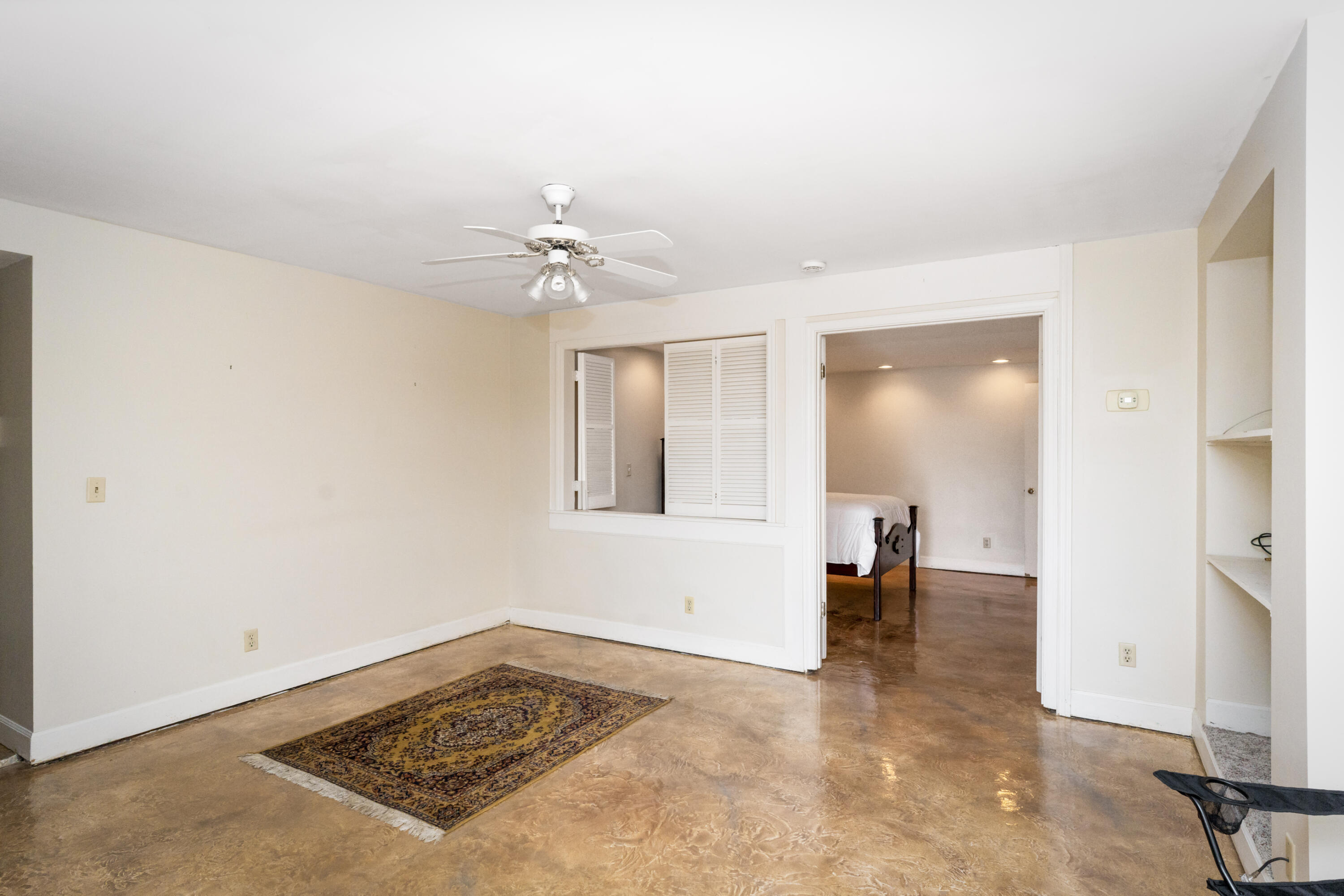 900 Vine Street, 9