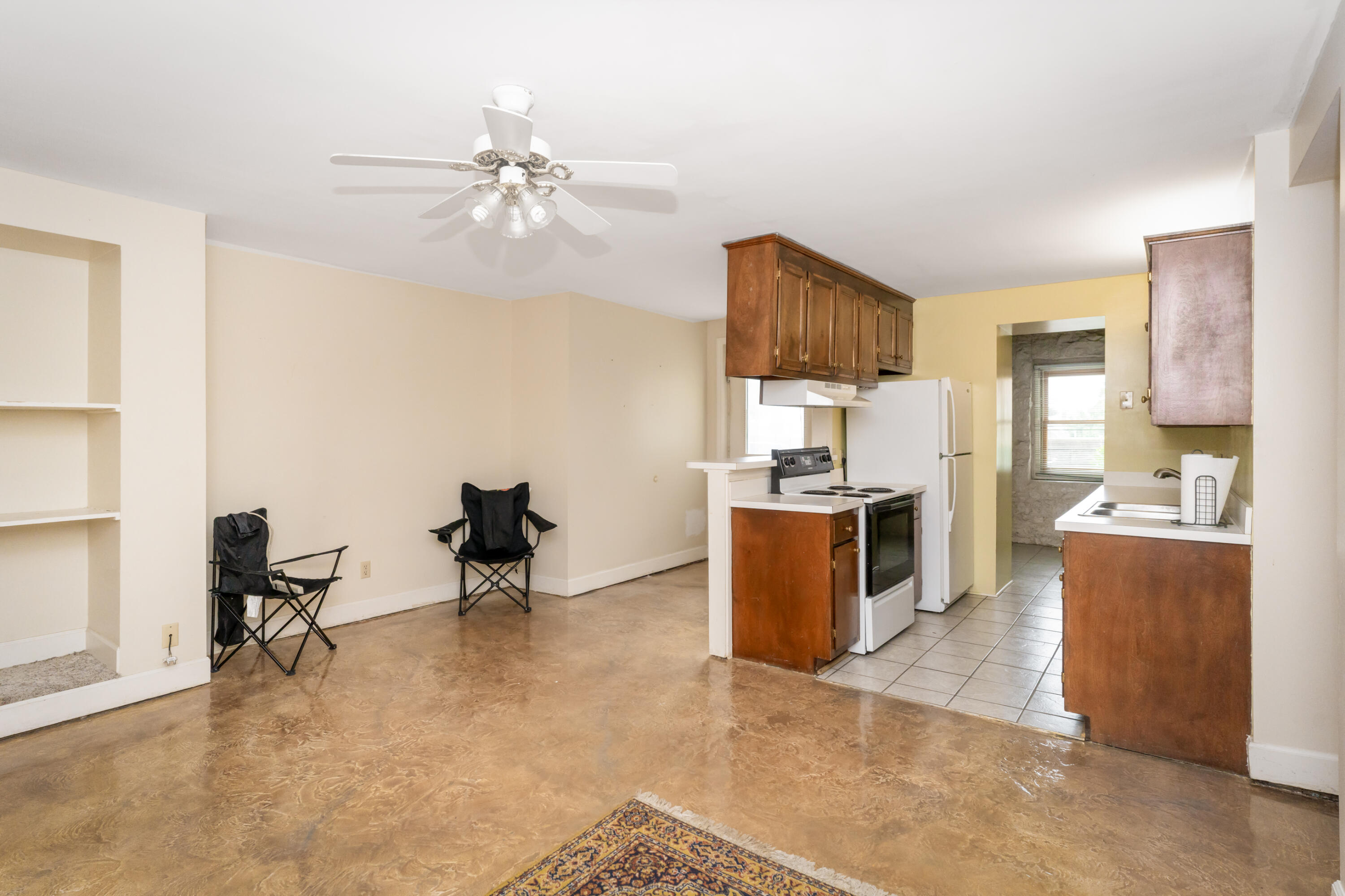900 Vine Street, 9