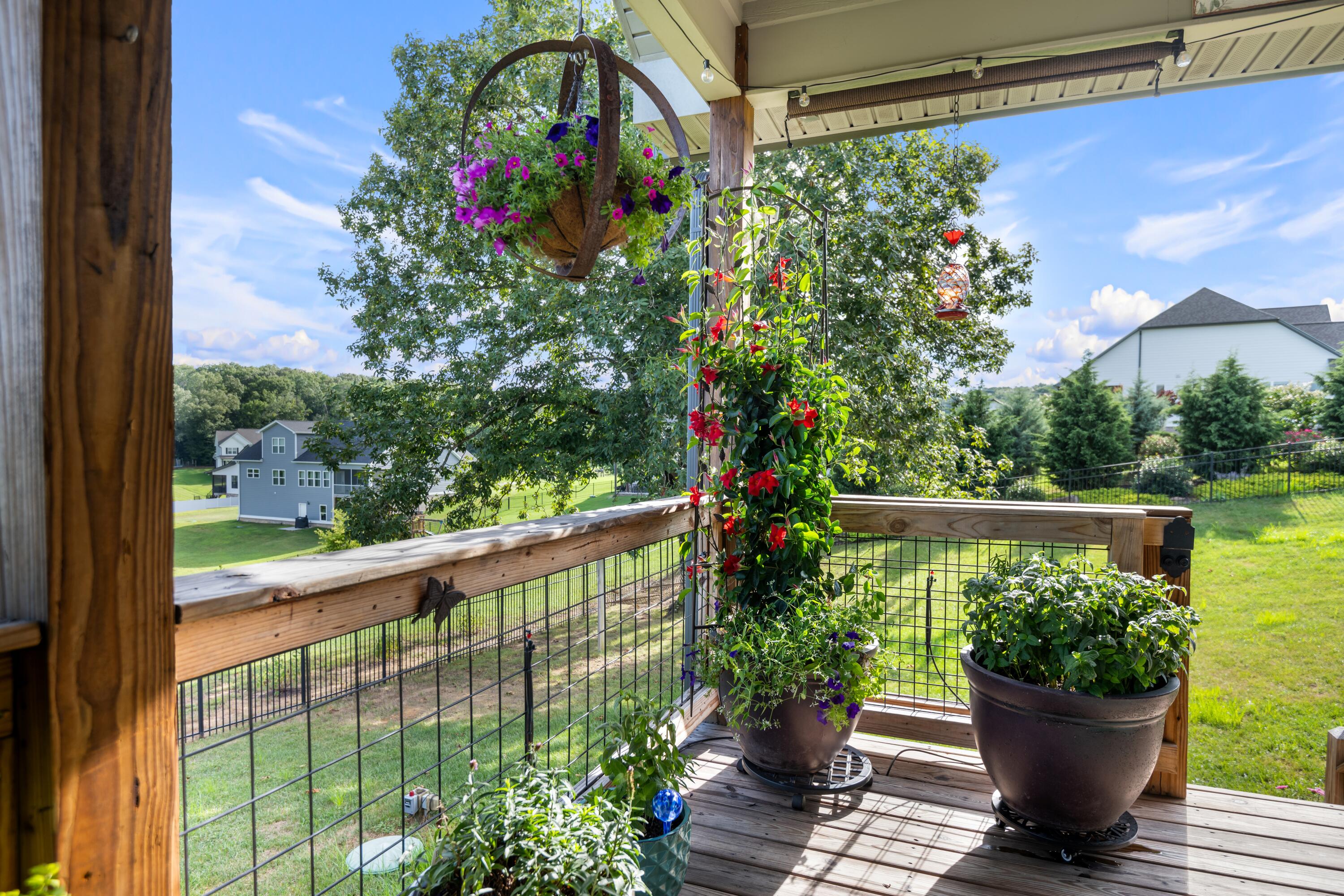 7468 Crowes Nest Drive