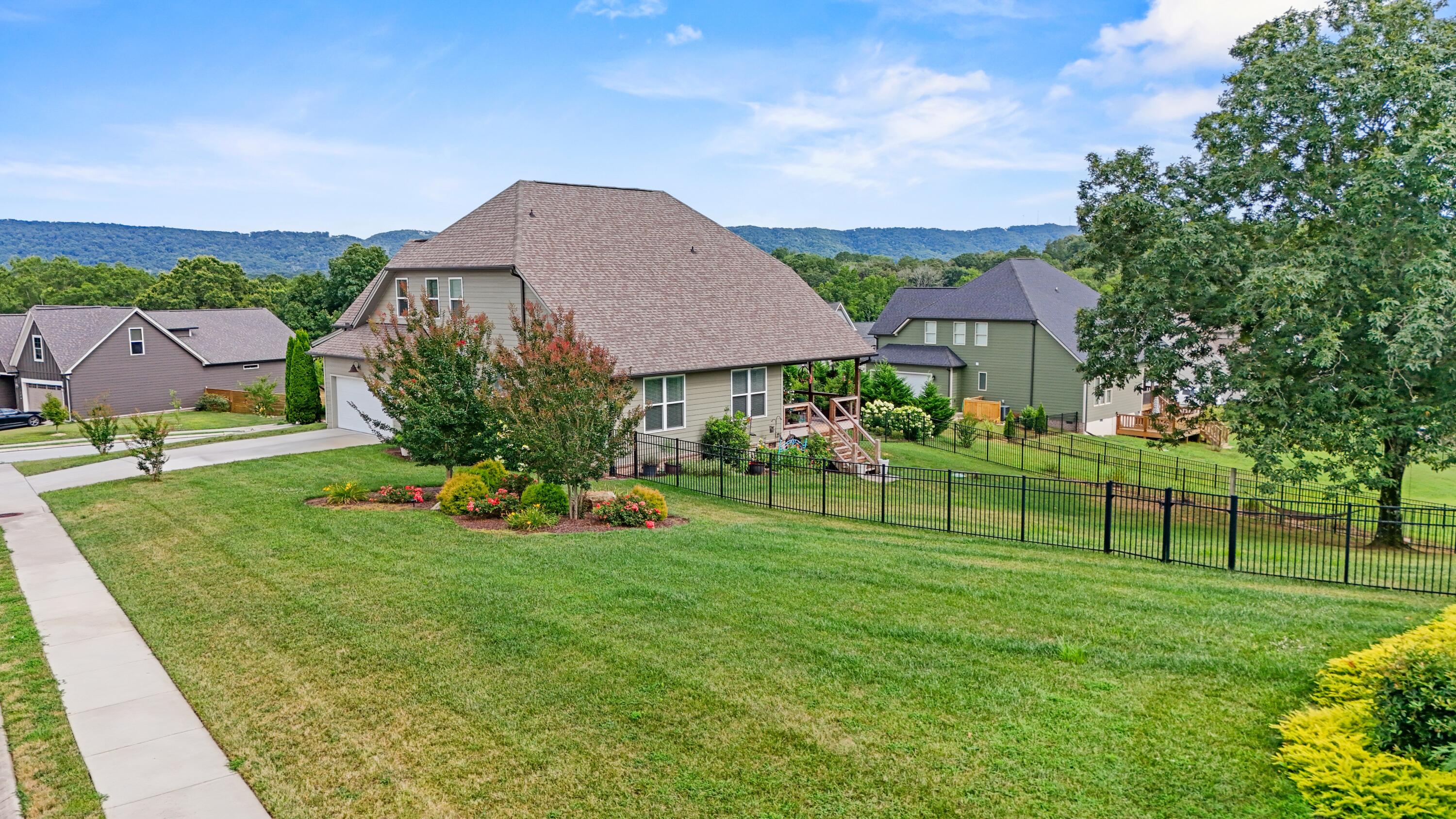 7468 Crowes Nest Drive