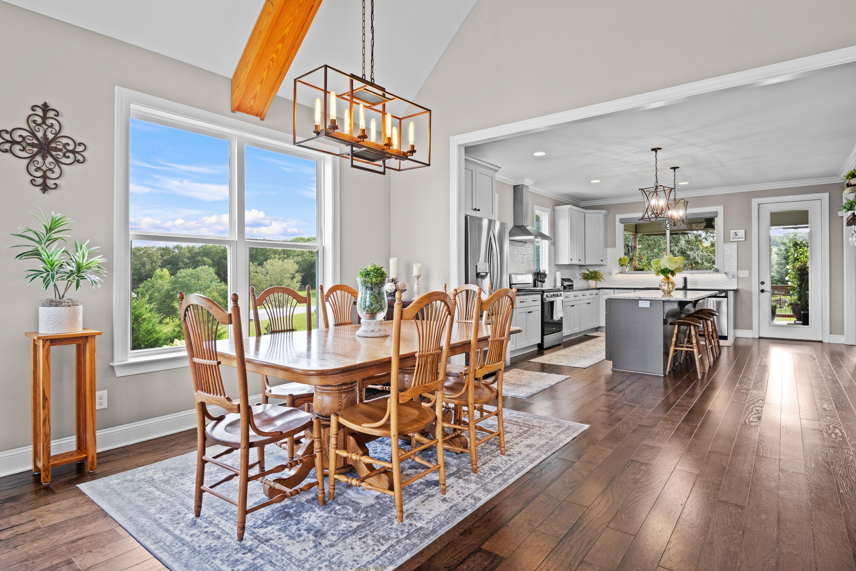 7468 Crowes Nest Drive