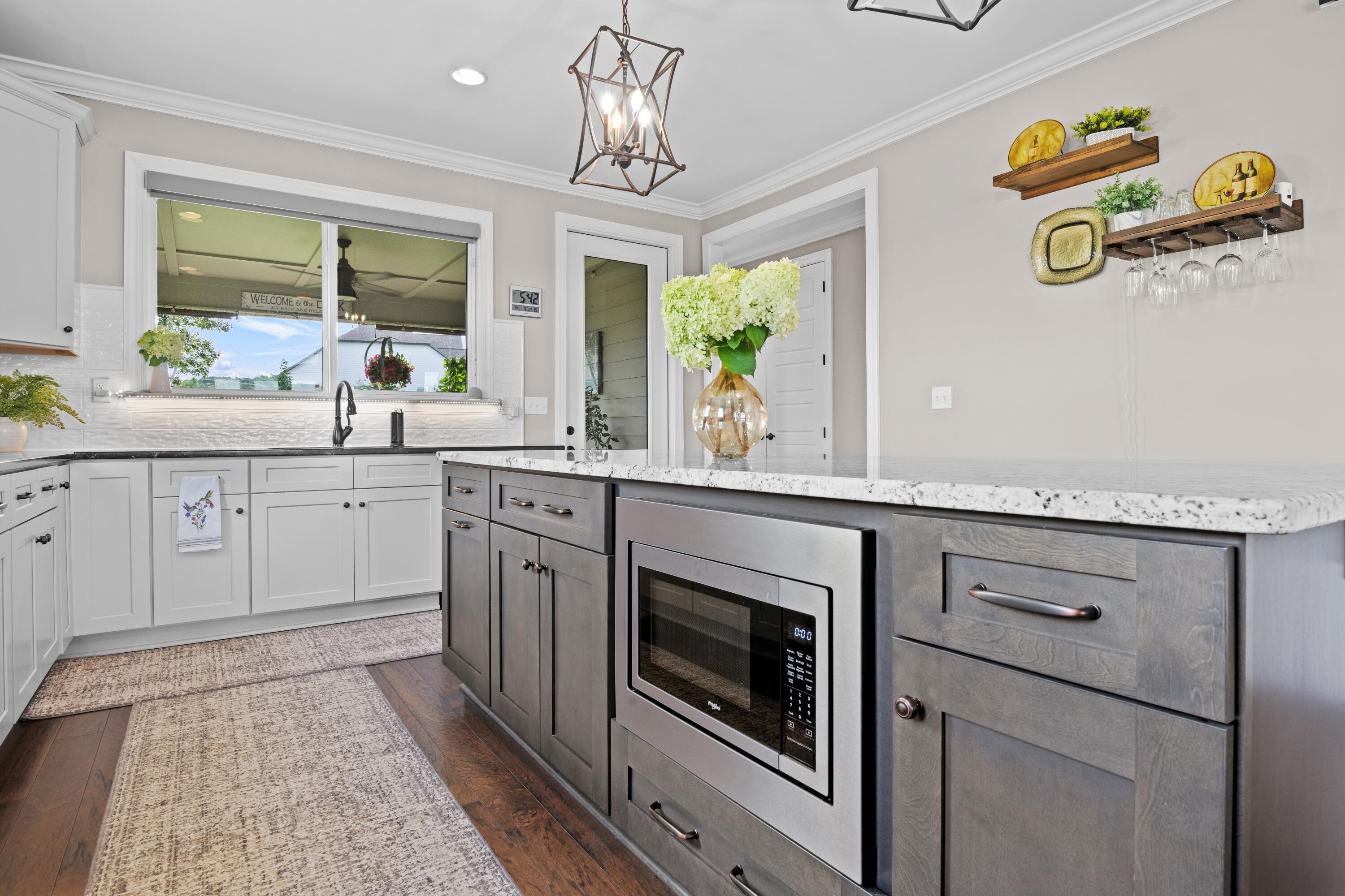 7468 Crowes Nest Drive