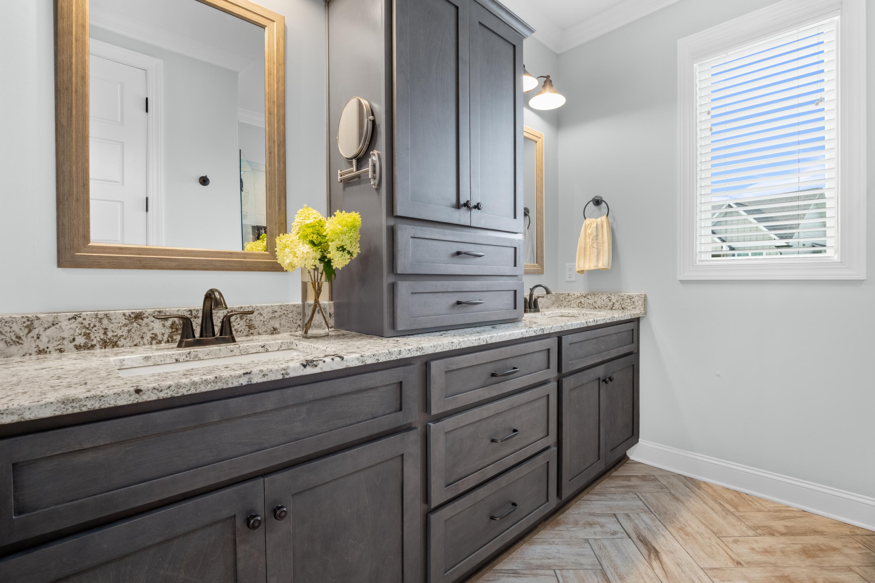 7468 Crowes Nest Drive