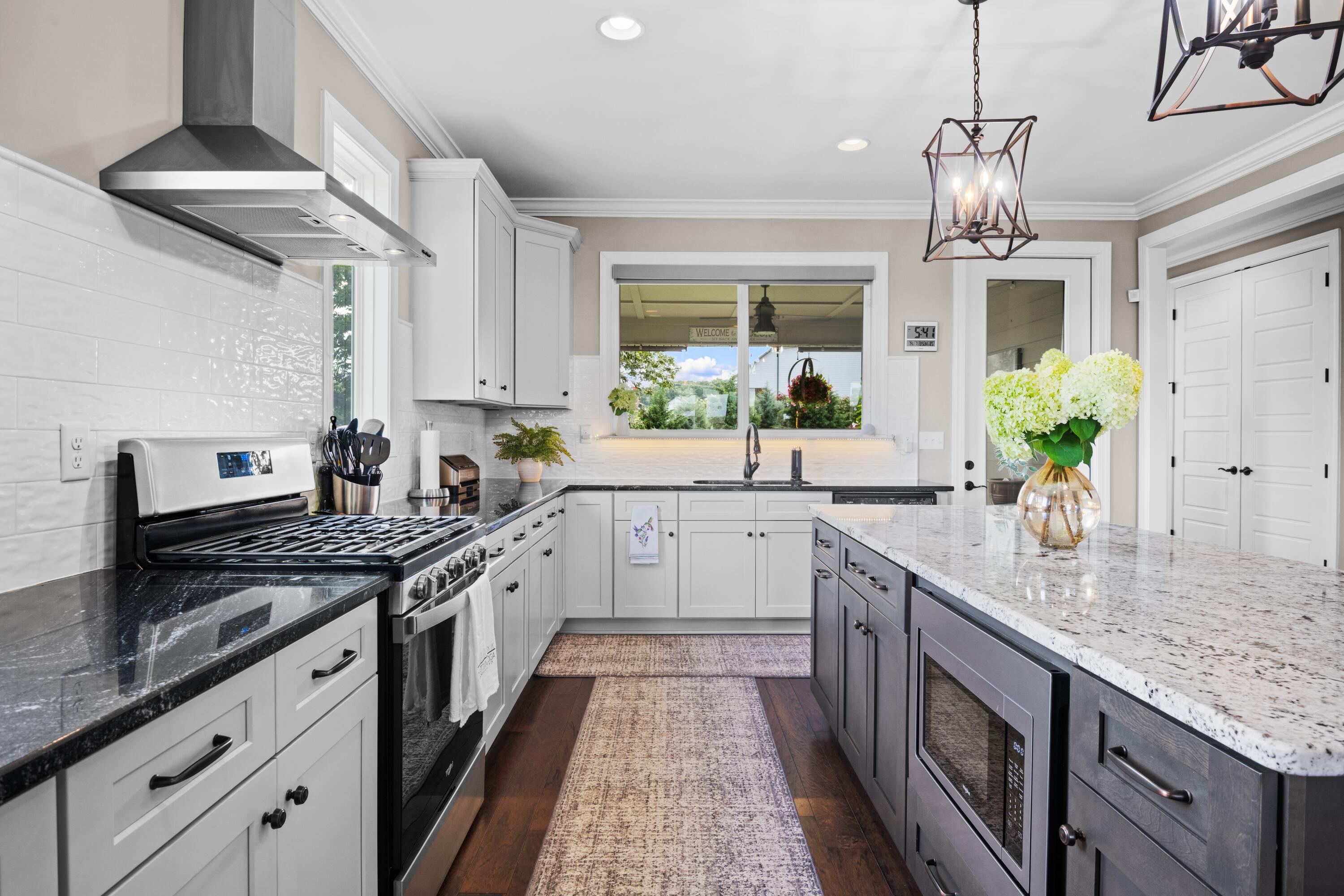 7468 Crowes Nest Drive