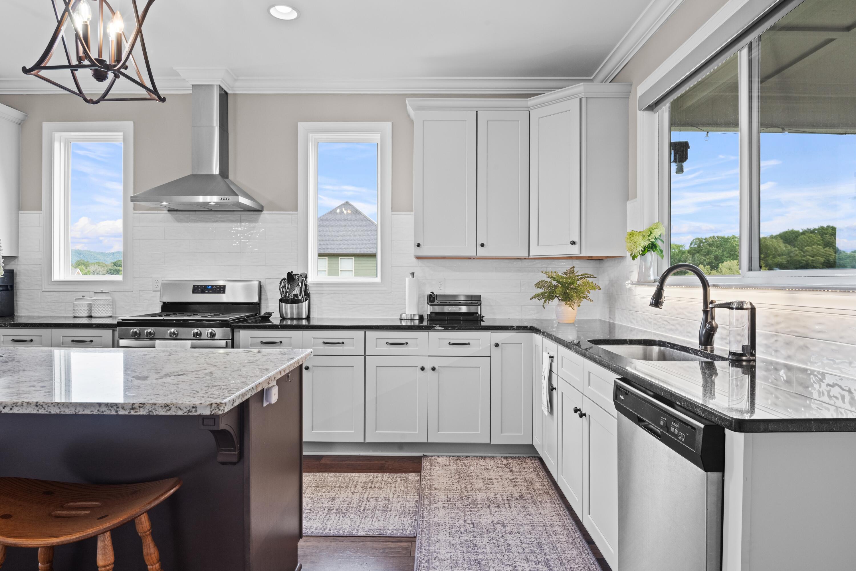 7468 Crowes Nest Drive