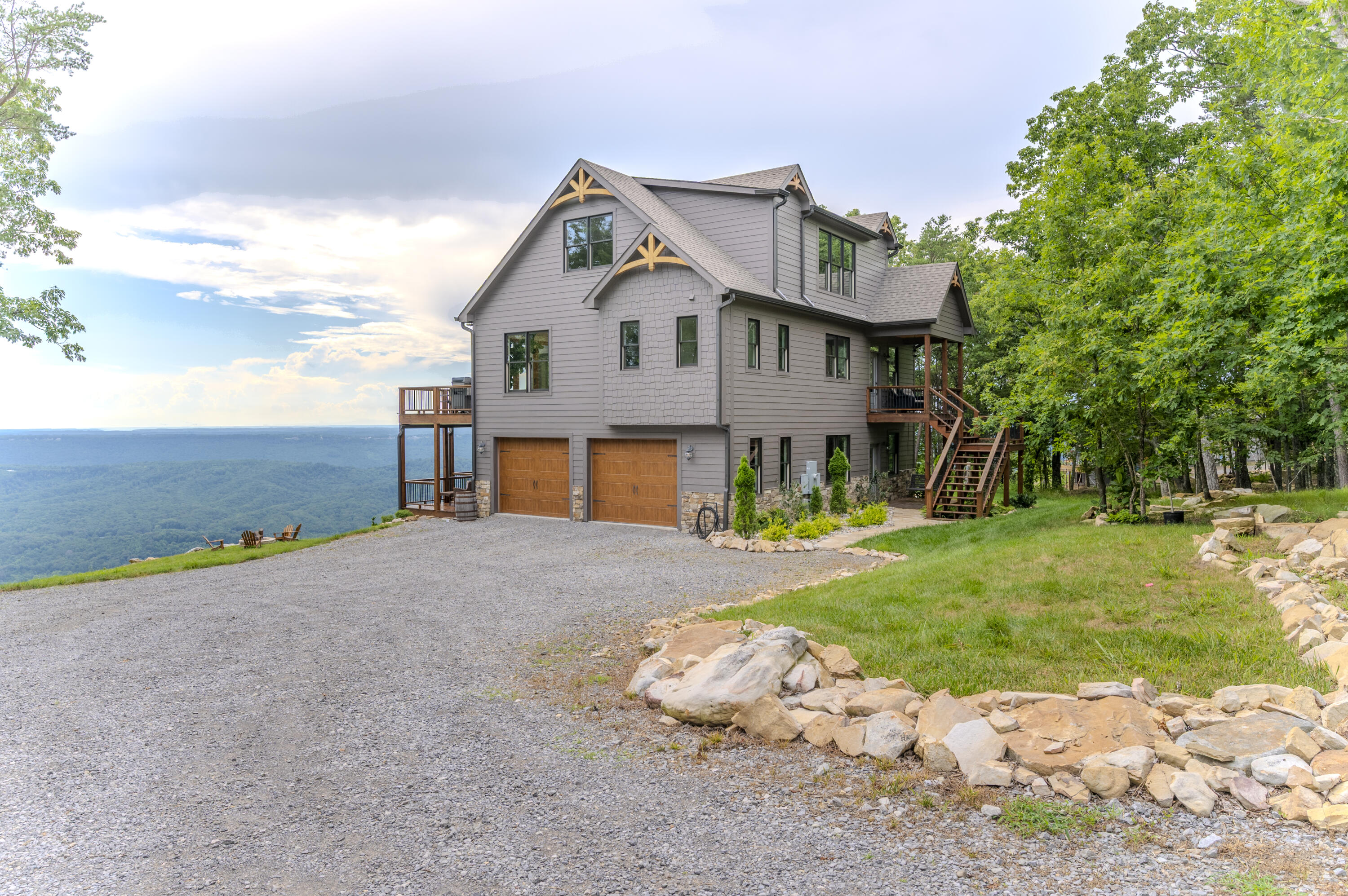 2313 Sunset Drive