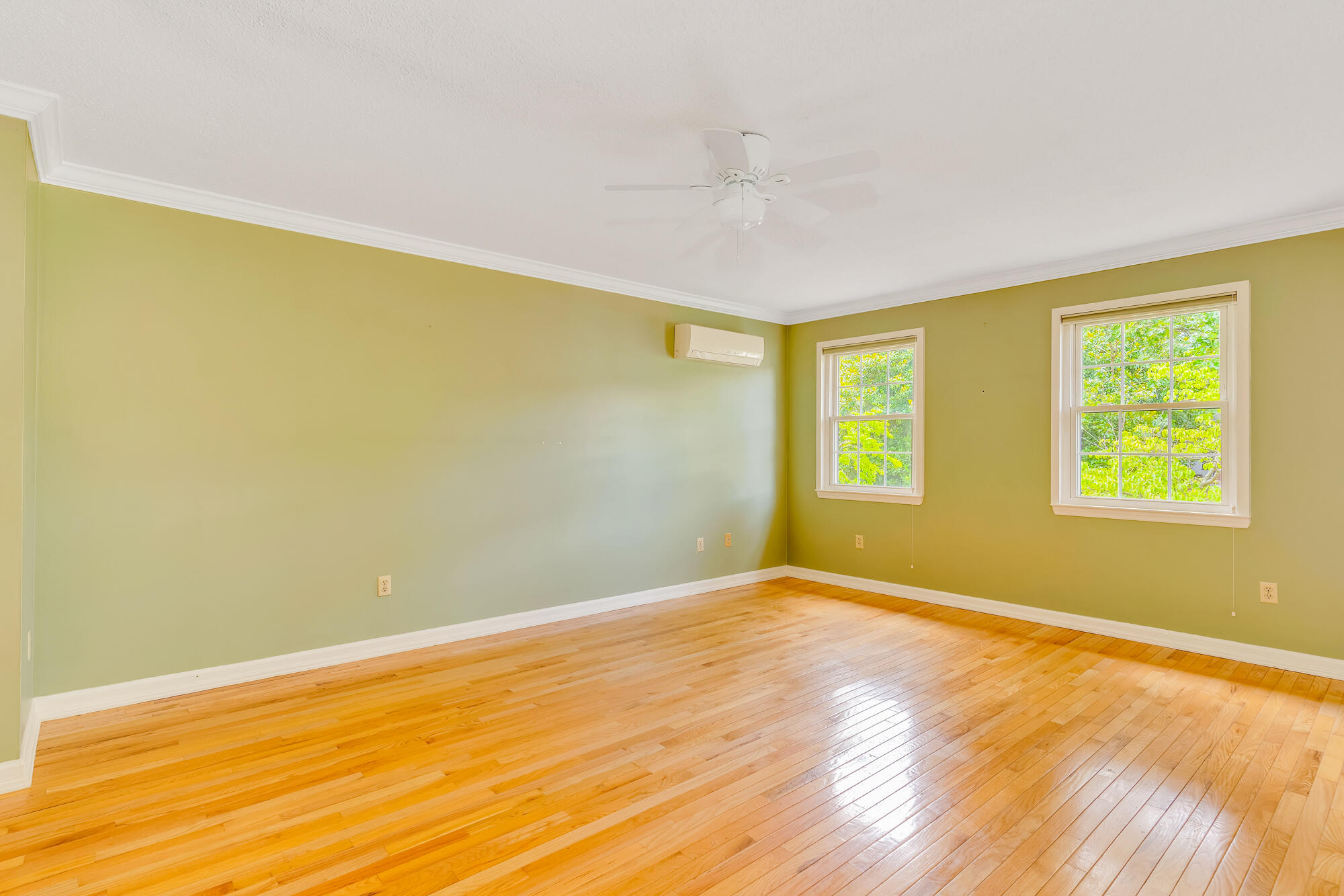 1822 Auburndale Avenue