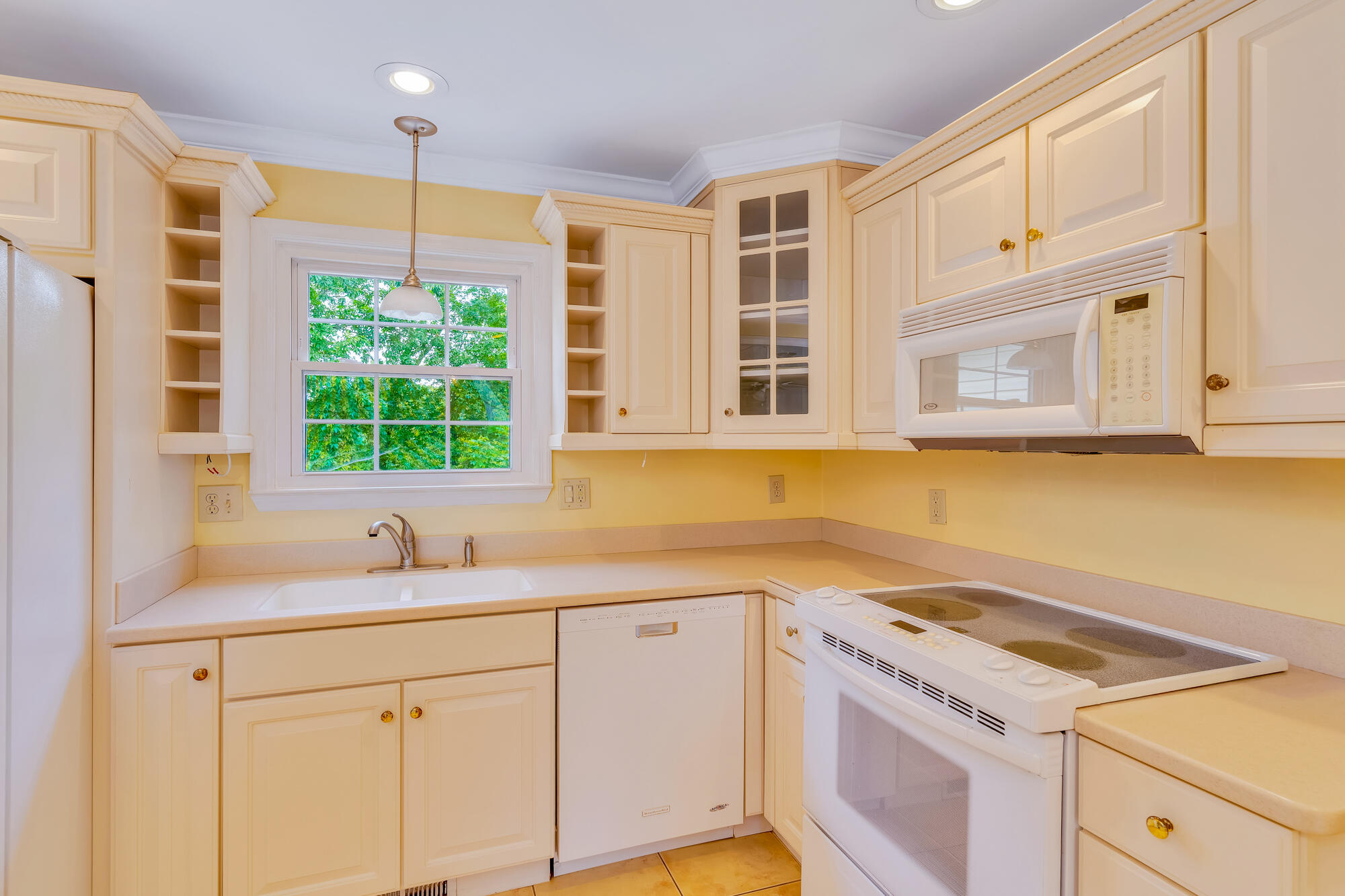 1822 Auburndale Avenue