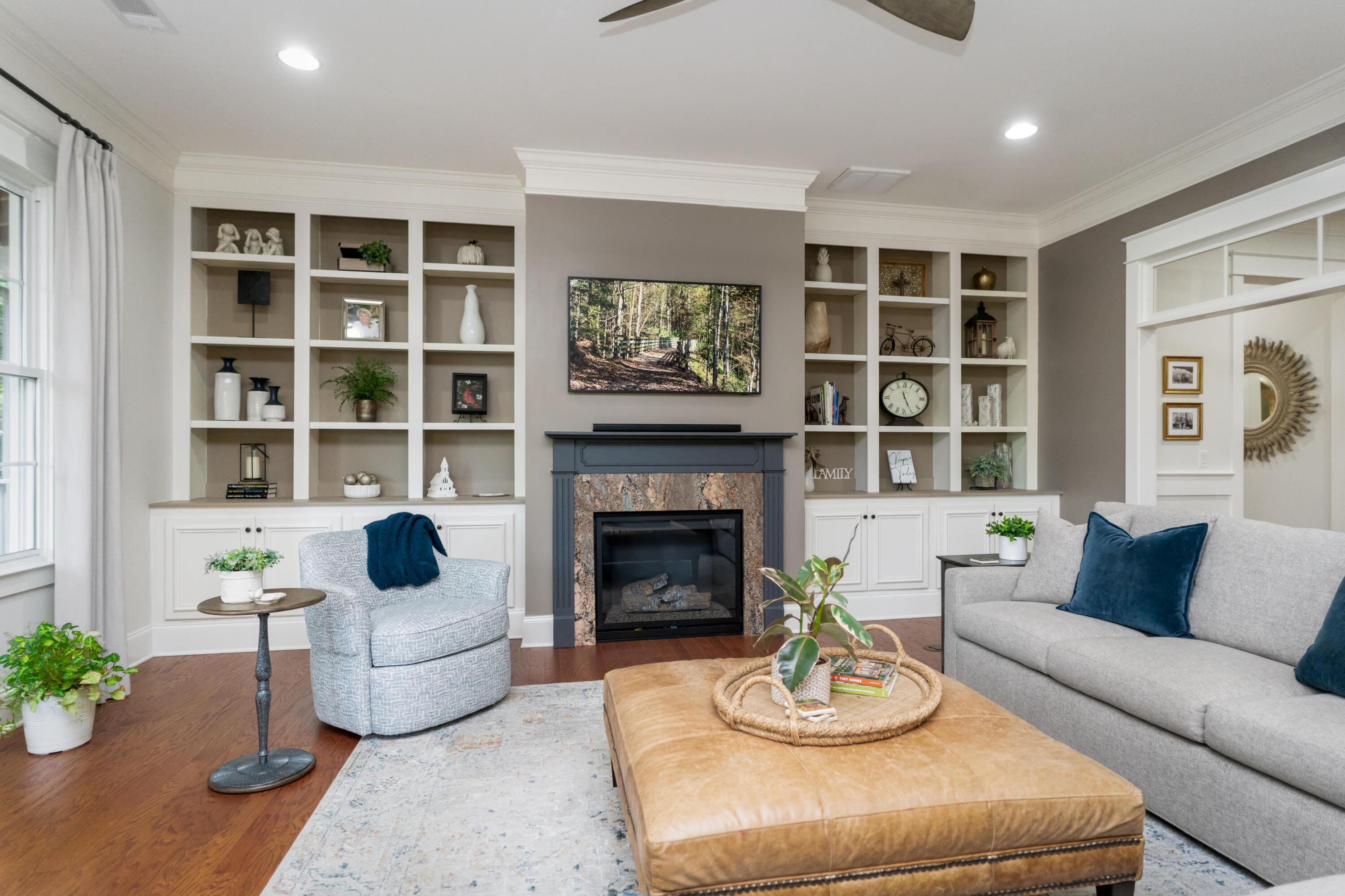 806 Waterthrush Lane