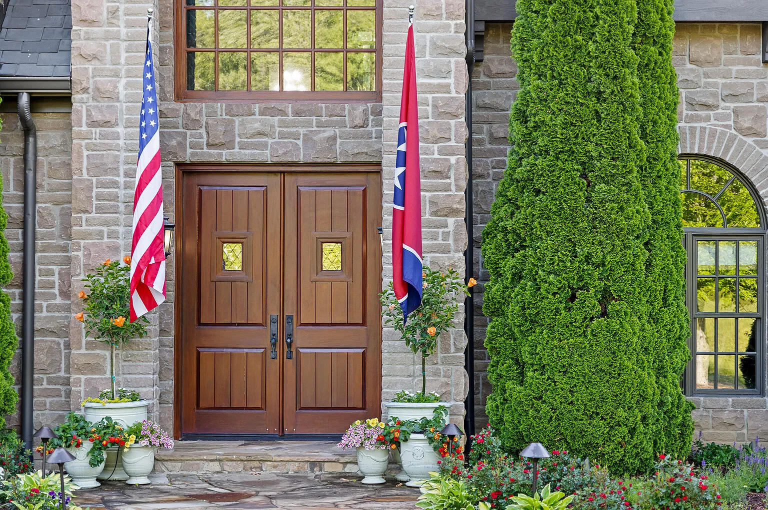 4405 Hawk Ridge Court