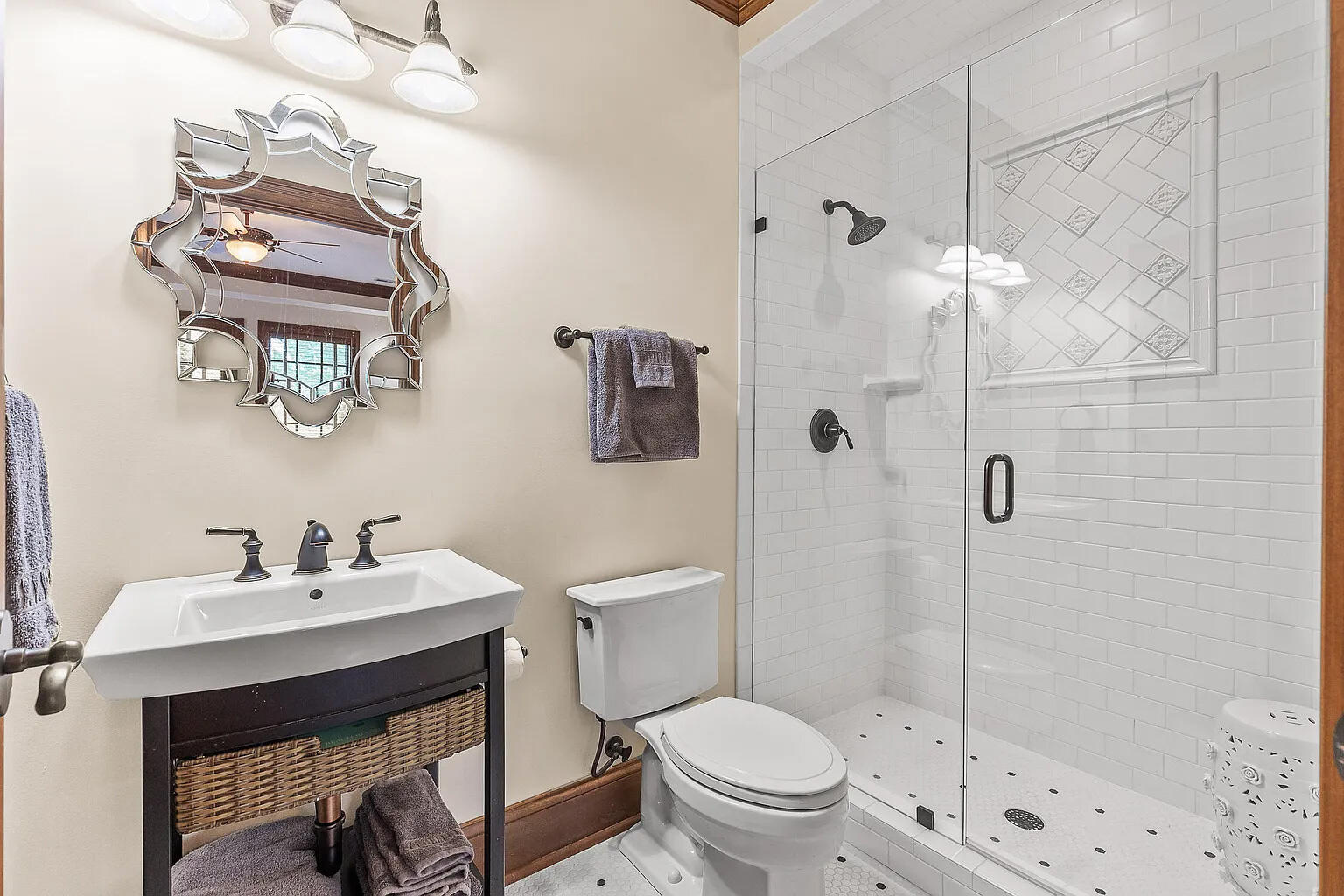 4405 Hawk Ridge Court