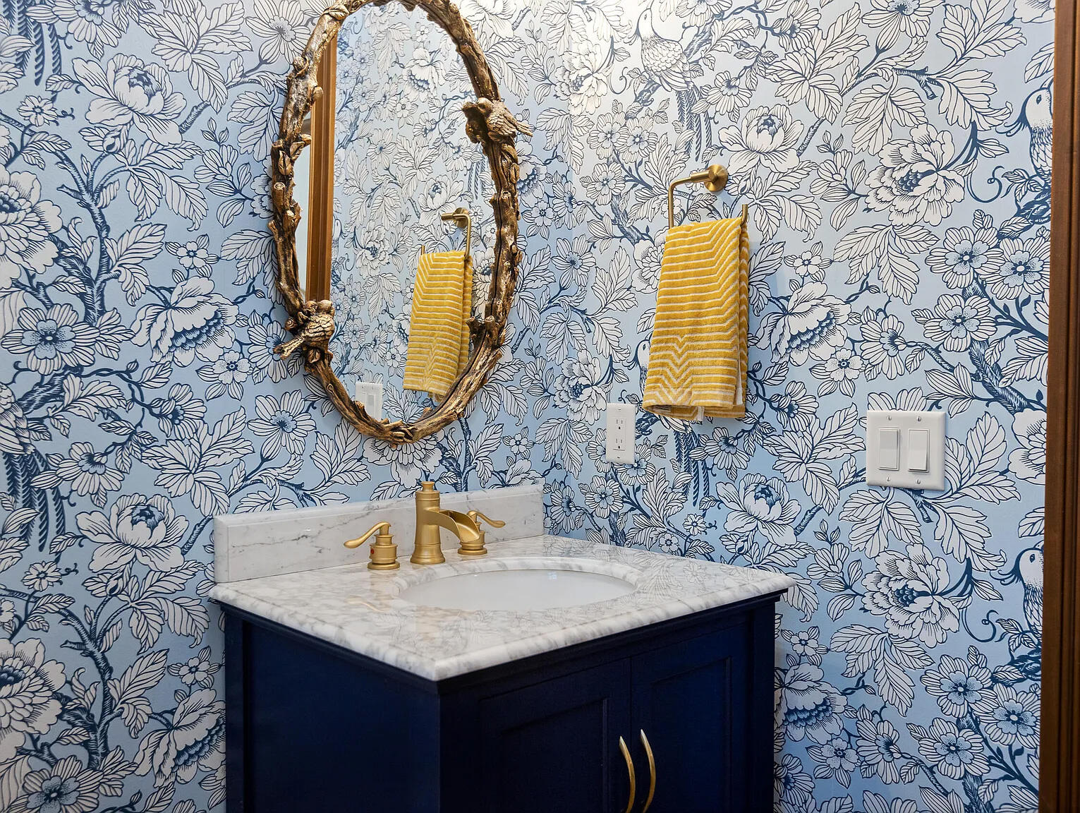 4405 Hawk Ridge Court