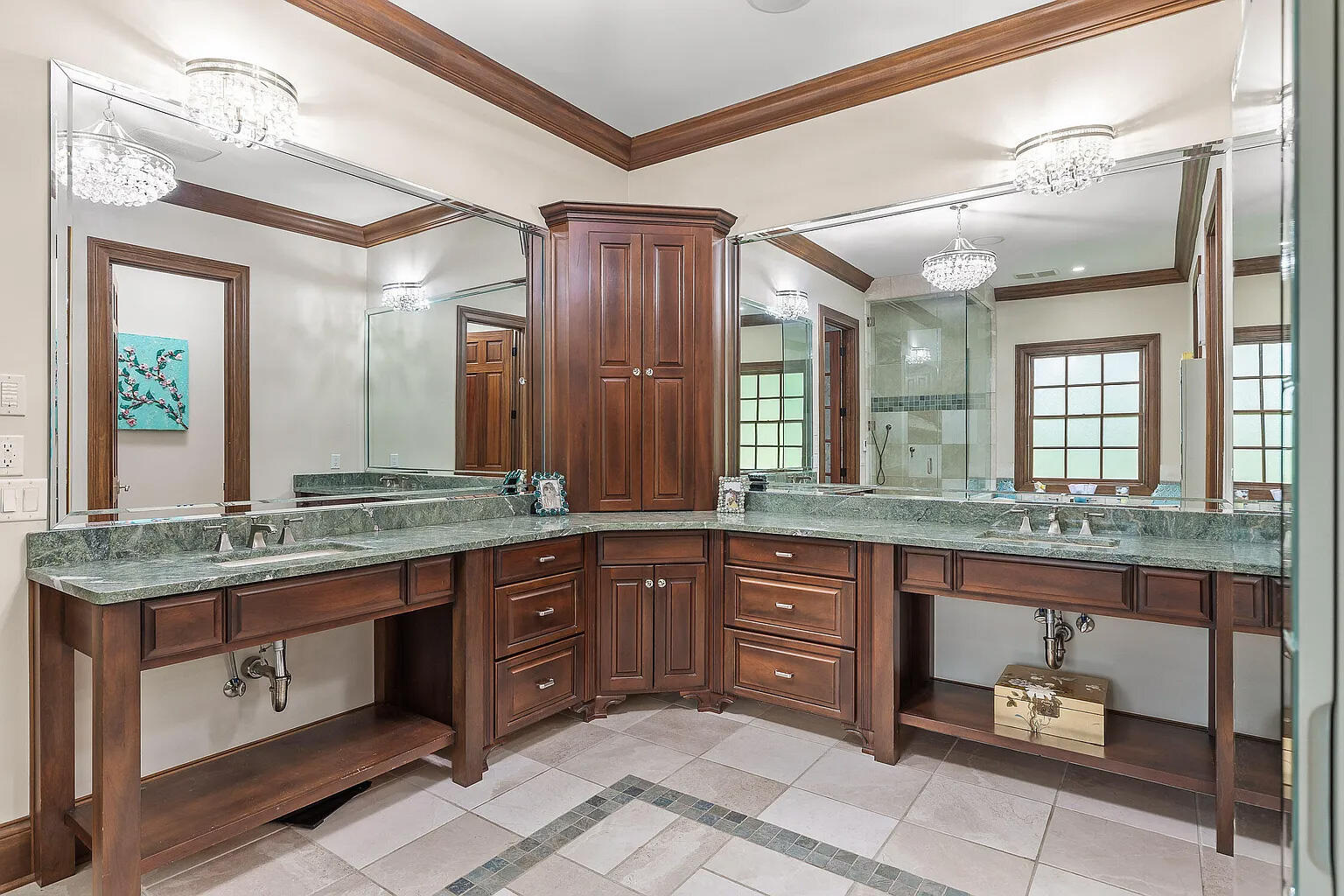 4405 Hawk Ridge Court