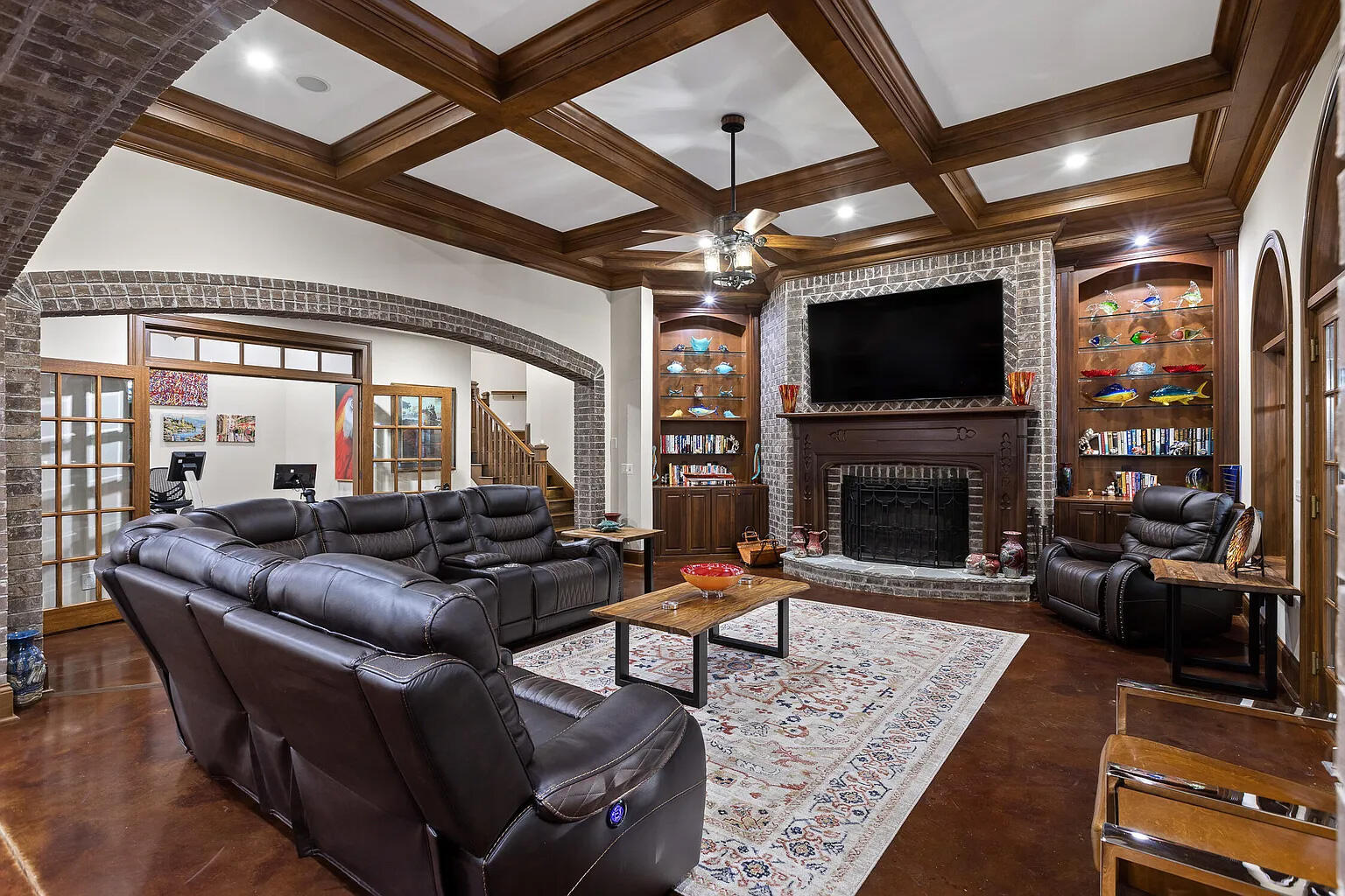 4405 Hawk Ridge Court