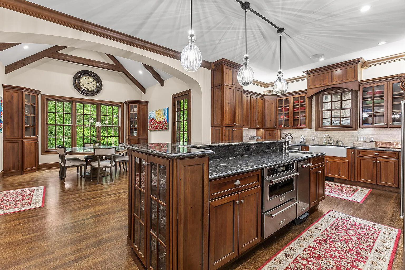 4405 Hawk Ridge Court