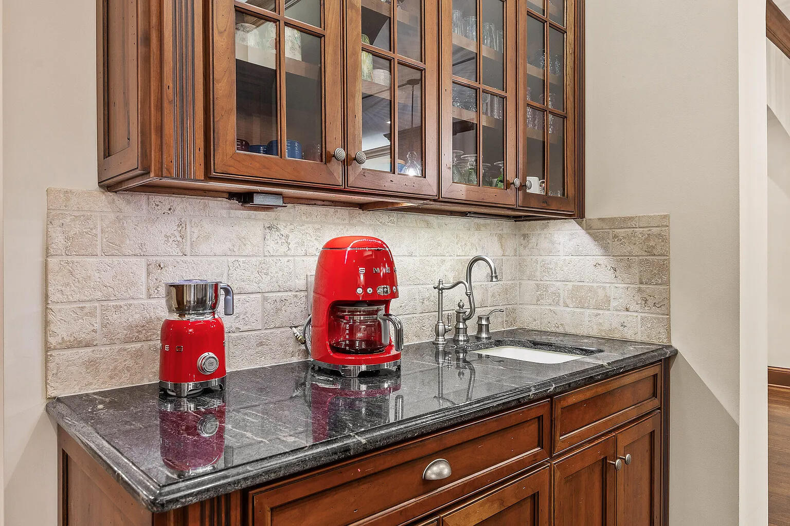 4405 Hawk Ridge Court