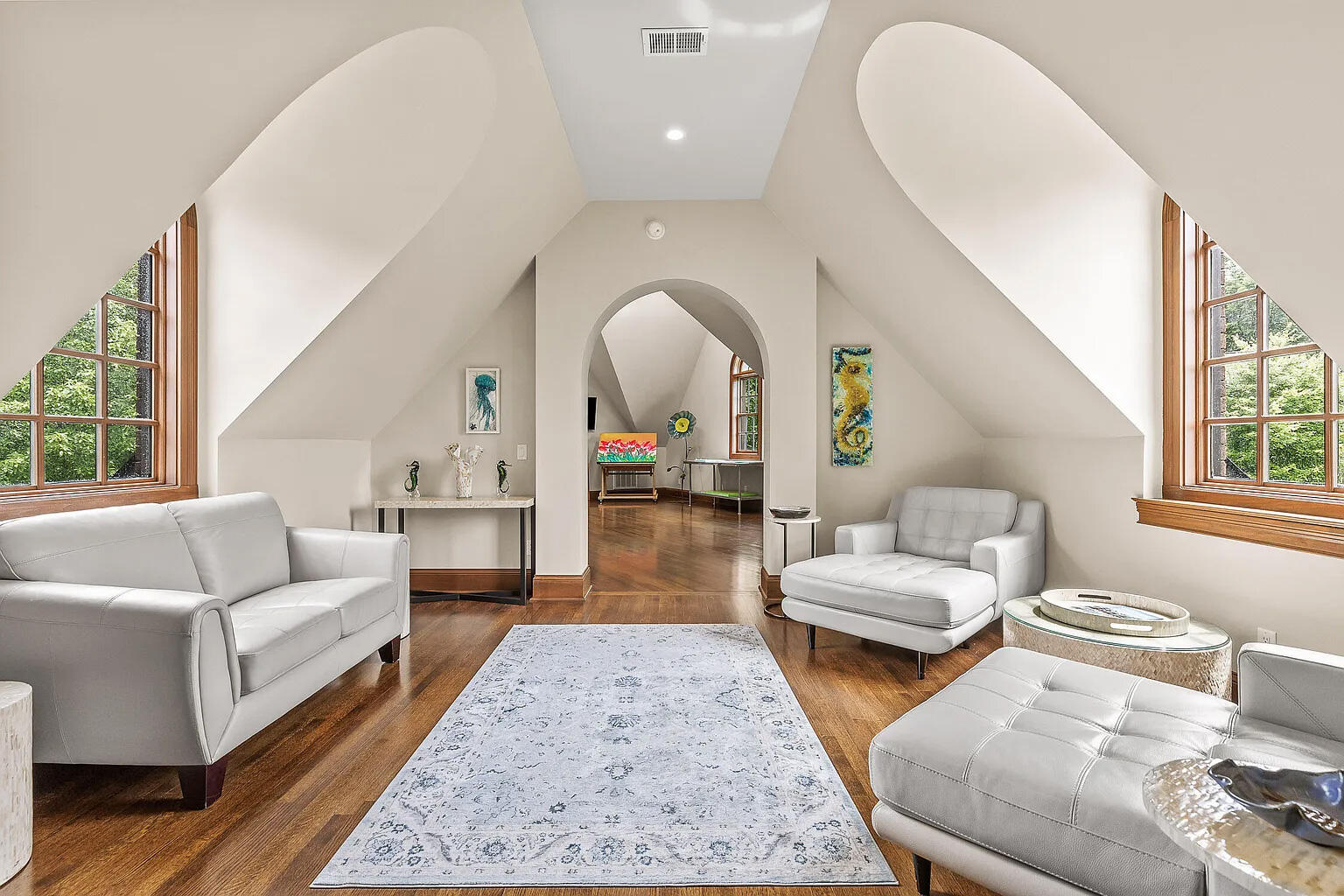 4405 Hawk Ridge Court